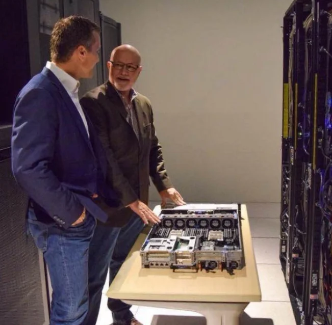 Contributed photo Missouri Gov. Eric Greitens, left, and Gene Peters, President/CEO of Rosnet, tour the Network Operations Center at Rosnet’s office in Parkville, Mo. during Greitns’ visit Wednesday, Sept. 6.