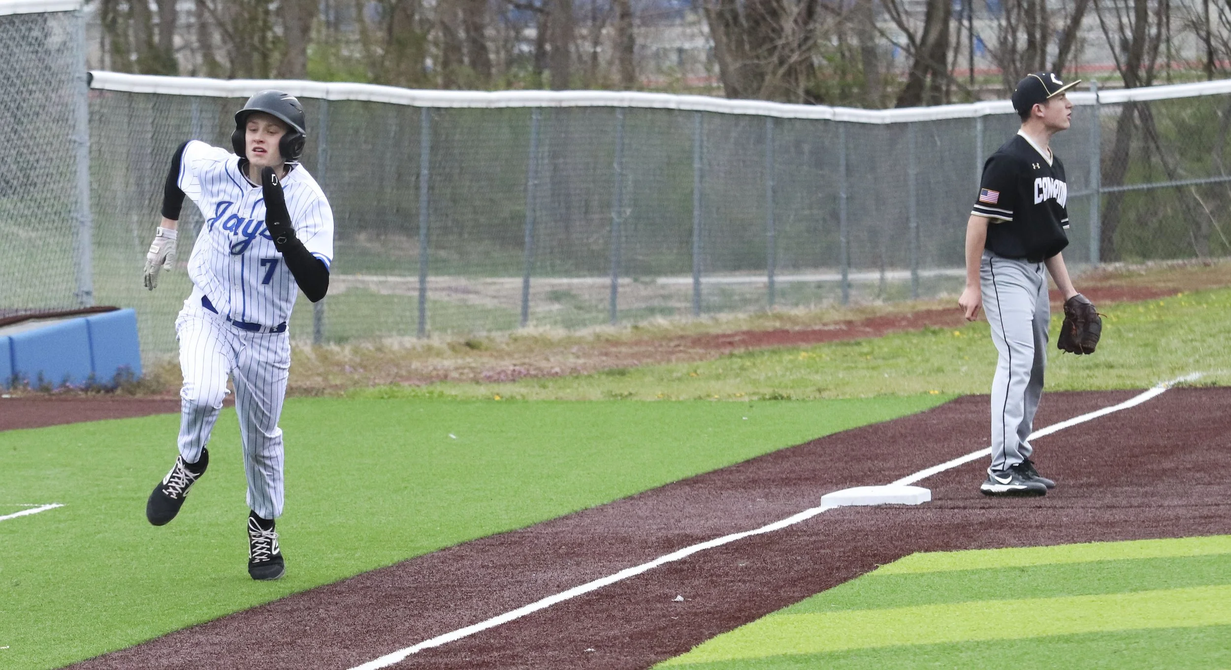 Gunner Smith rounding third_1.jpg