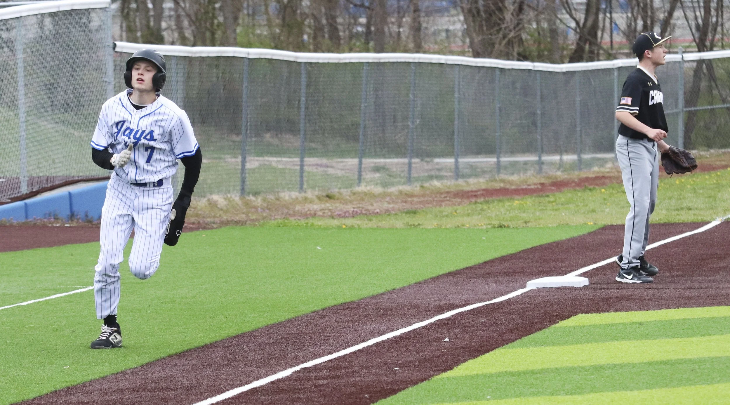 Gunner Smith rounding third_2.jpg