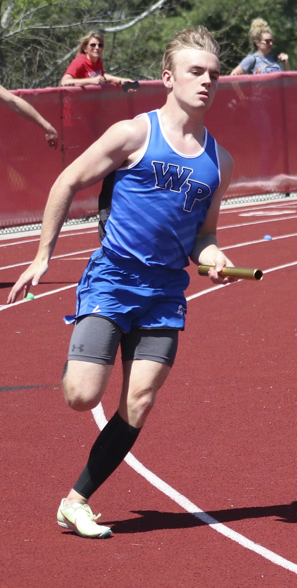 Wp boys 4x200 third.jpg
