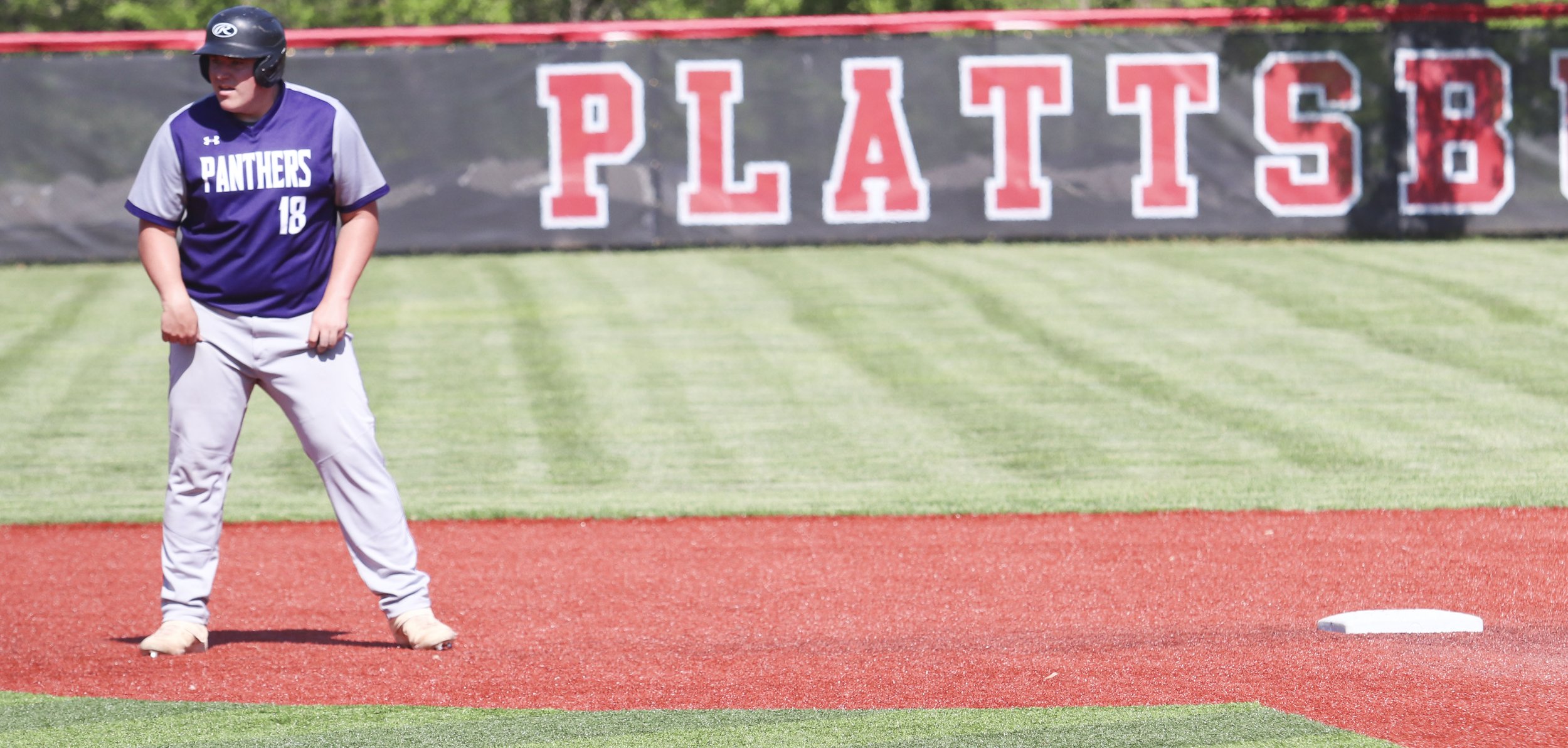 Riley on second.jpg
