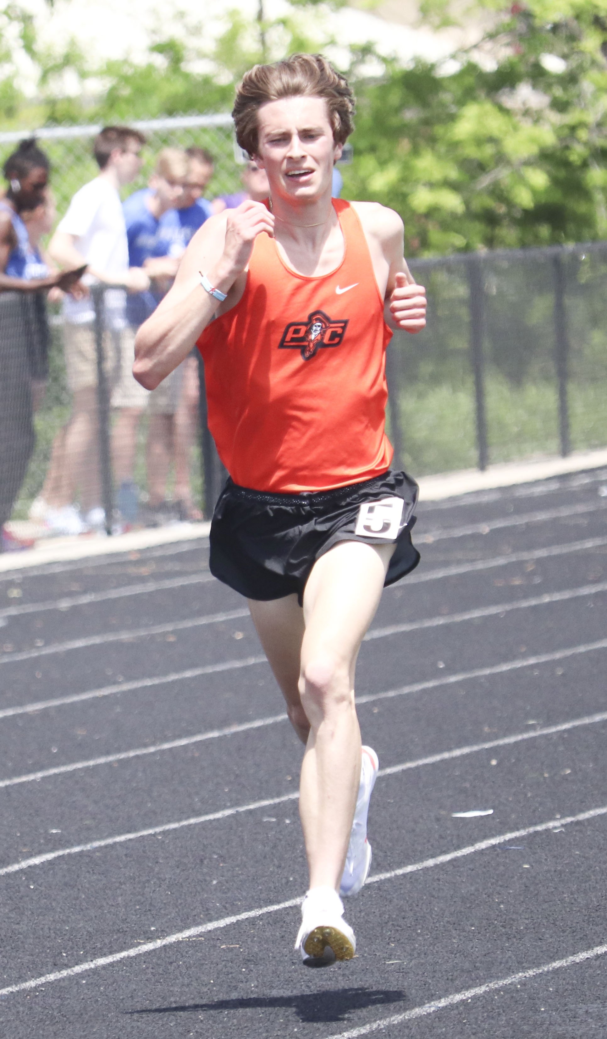 Andrew Early mile finish_1.jpg