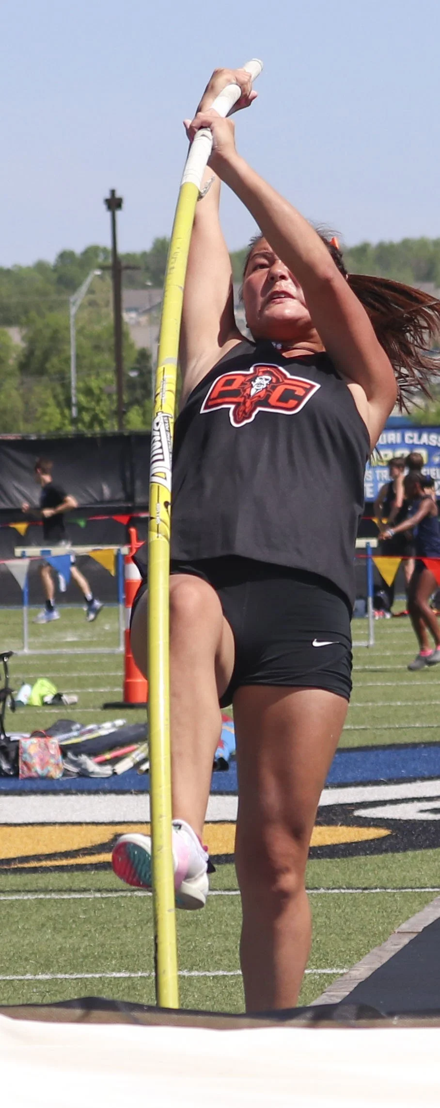 Maya Sullivan pole vault_2.jpg