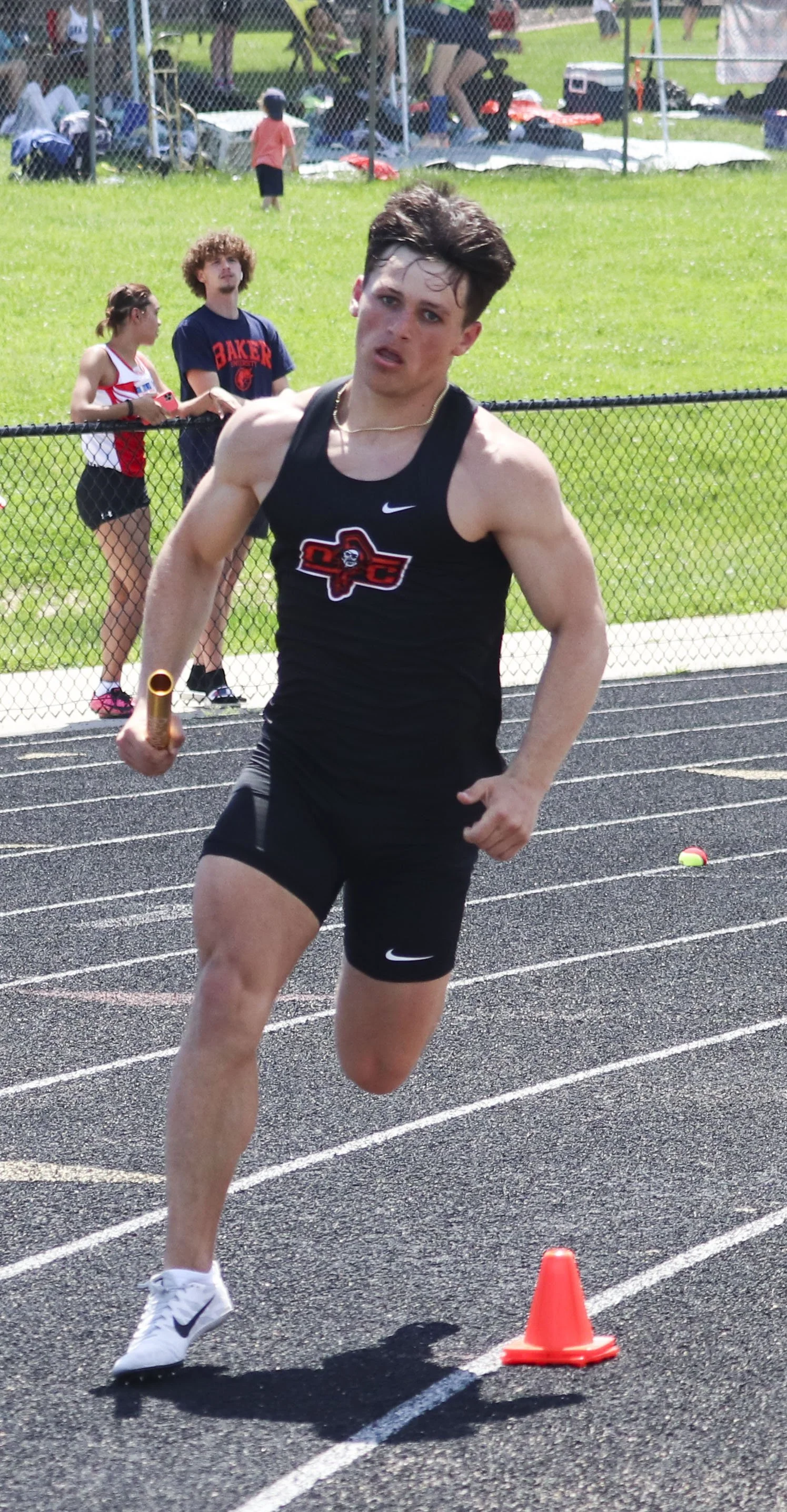 PC boys 4x200 2nd leg.jpg