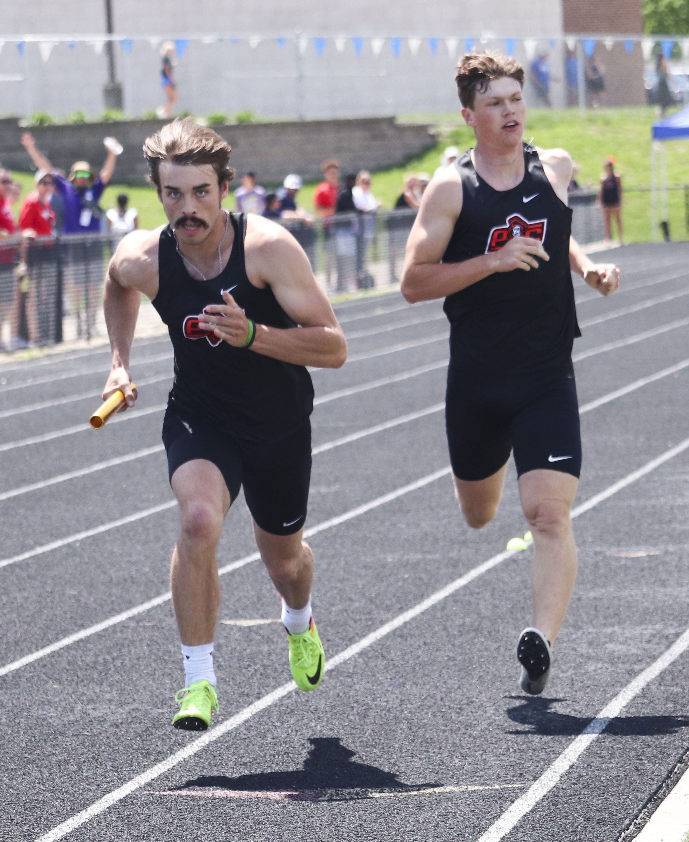 PC boys 4x200 3rd leg to anchor_1.jpg