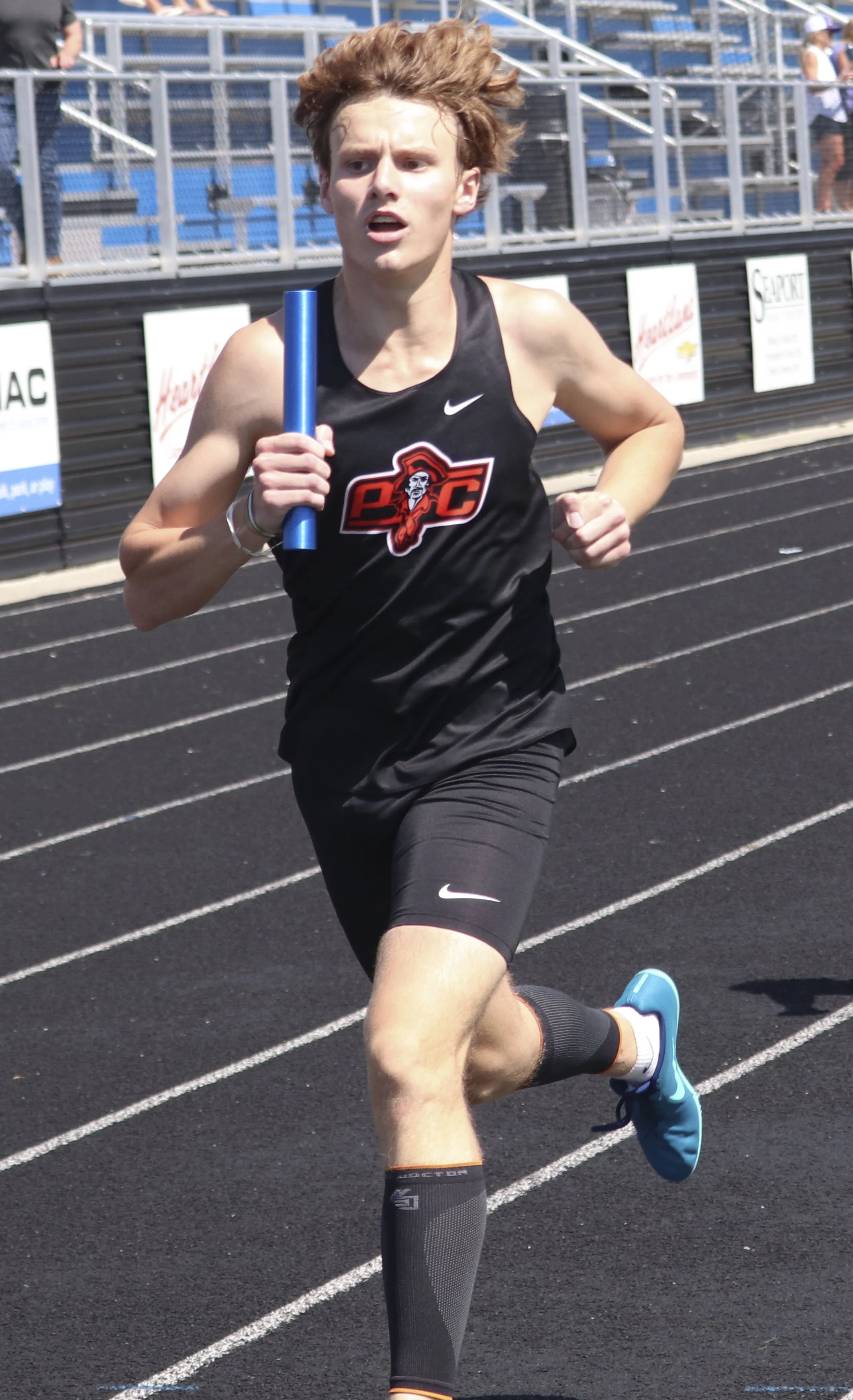 Pc boys 4x800 second leg.jpg