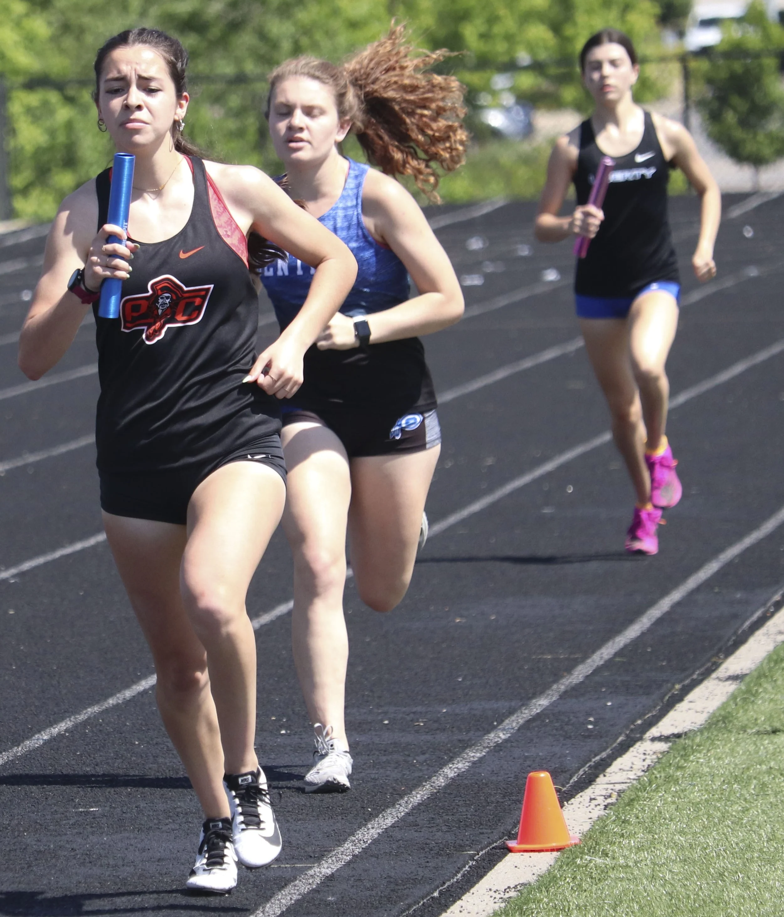PC Girls 4x800 relay 2nd leg.jpg