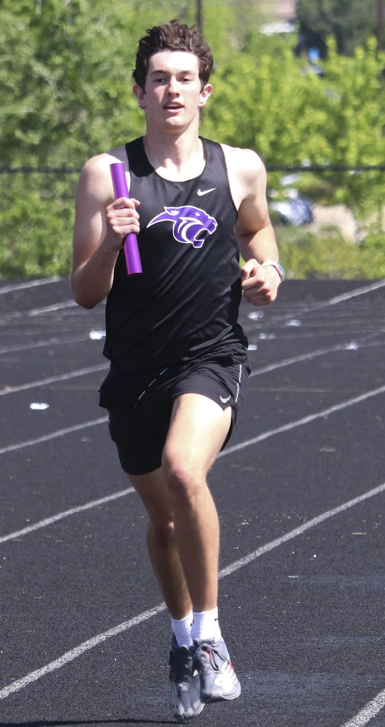 PHS boys 4x800 third leg.jpg