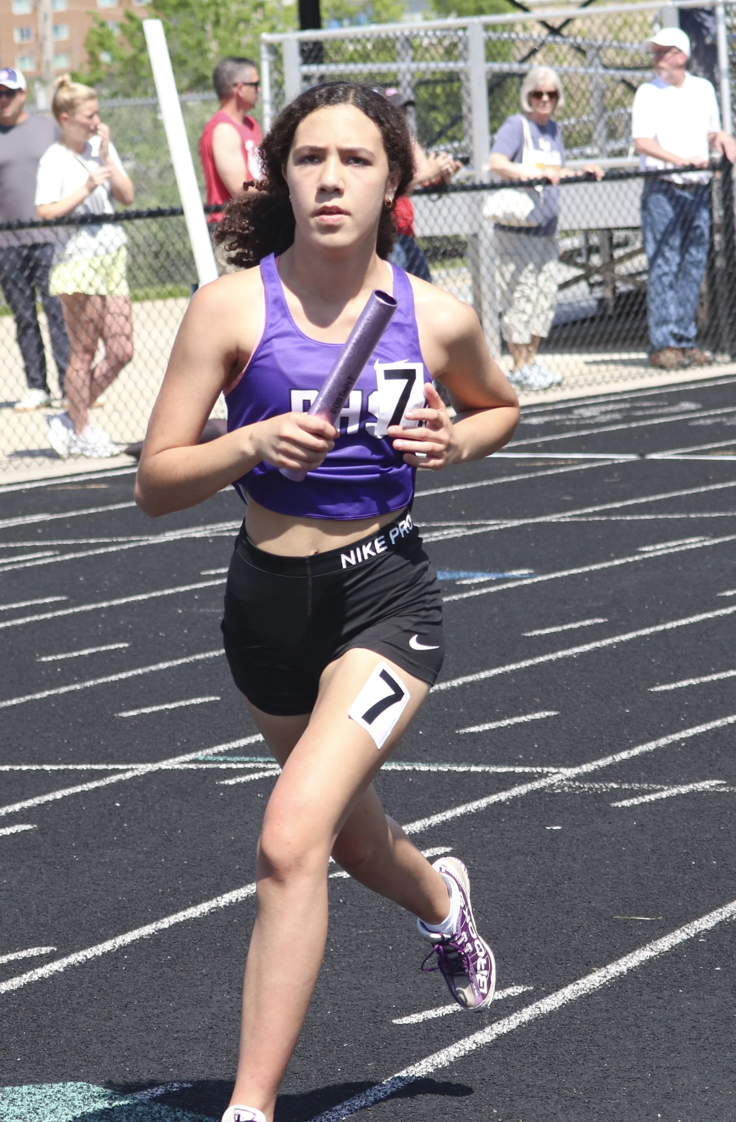 PHS Girls 4x800 relay anchor.jpg