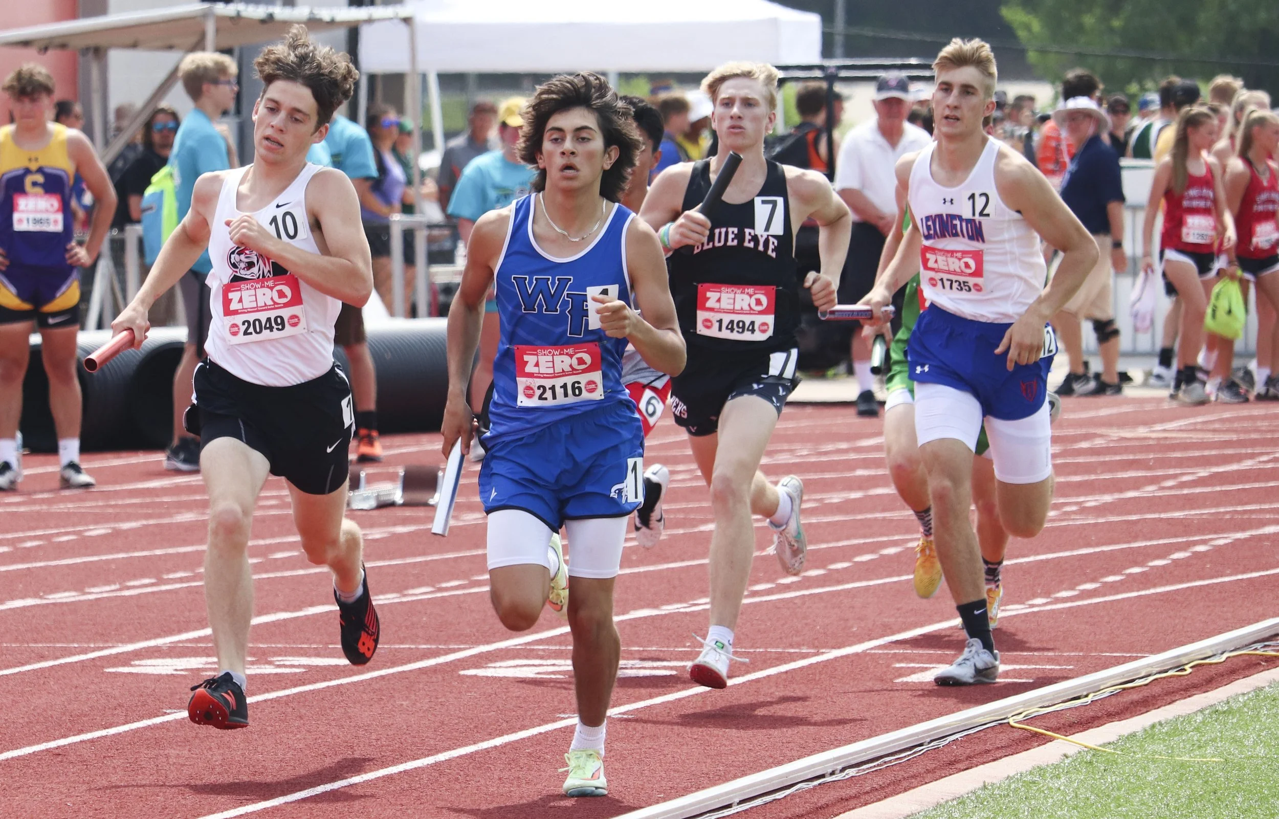 4x800 boys - Jonah McGivern.jpg