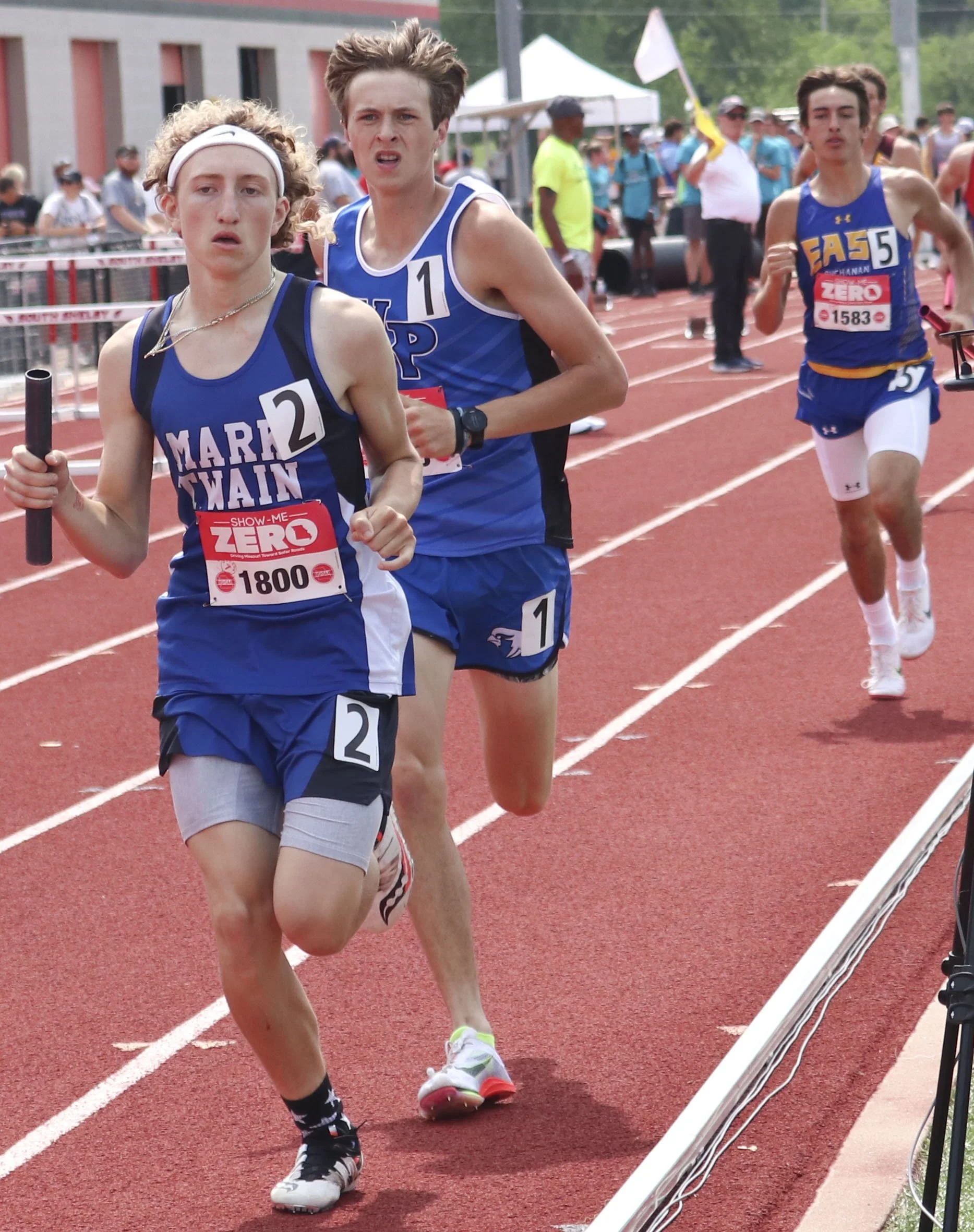 4x800 boys - Kinslow.jpg