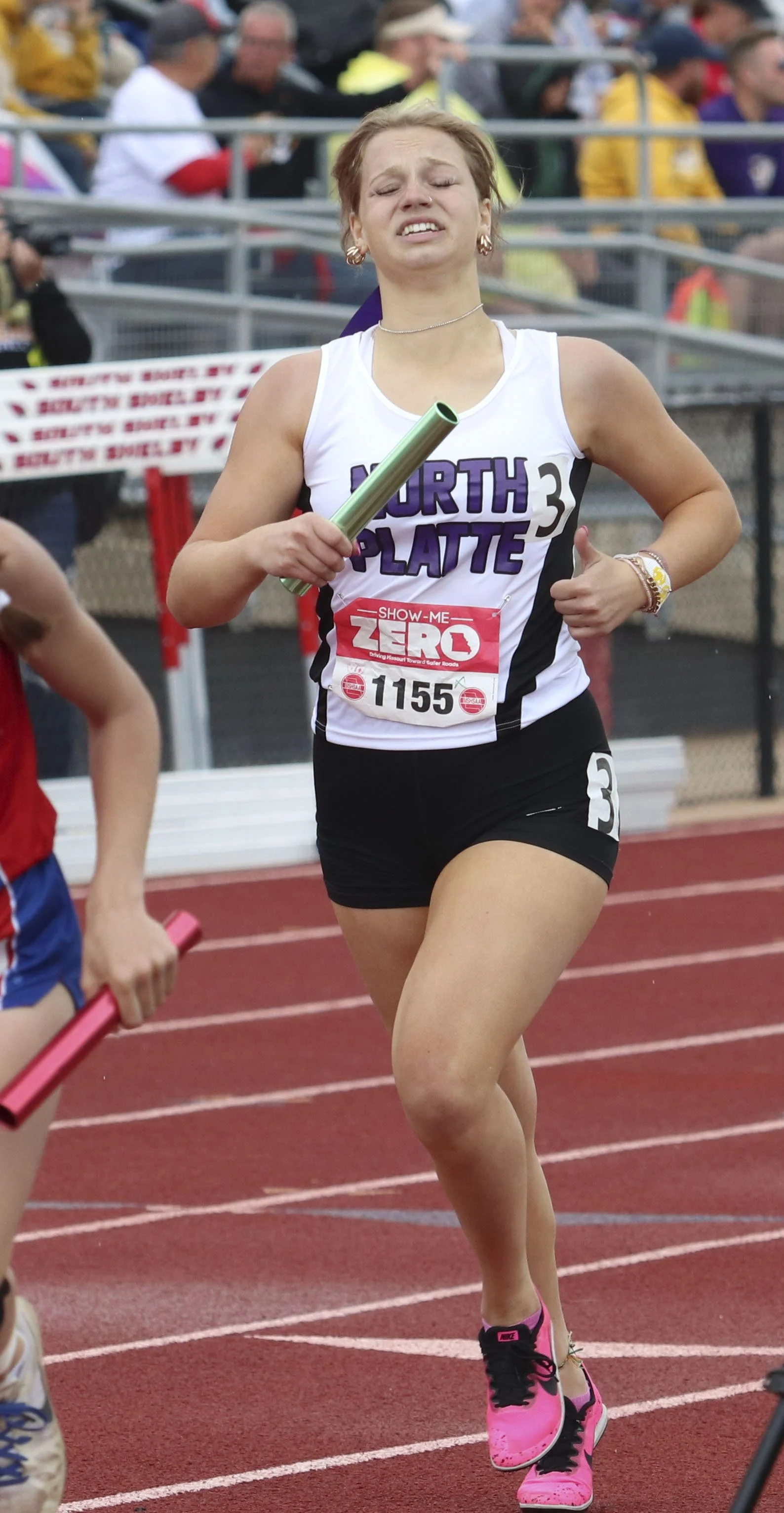 Girls 4x800 Gracie Ramsey.jpg
