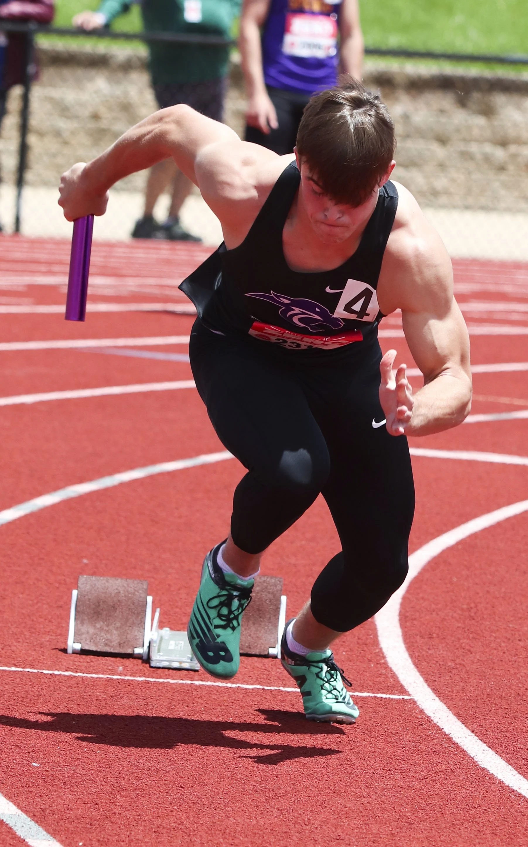 PHS 4x200 prelims.jpg
