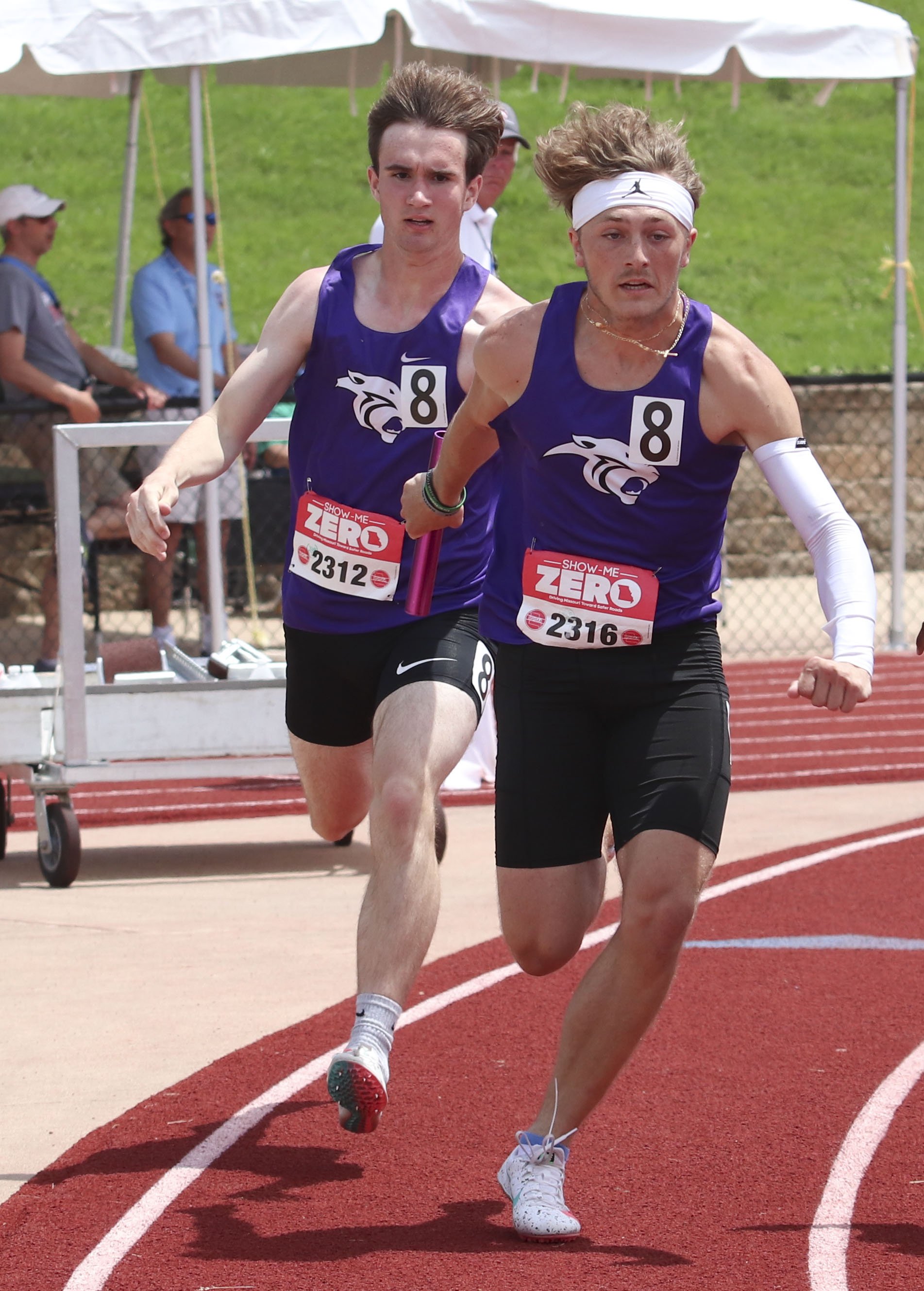 PHS handoff 4x200 final.jpg