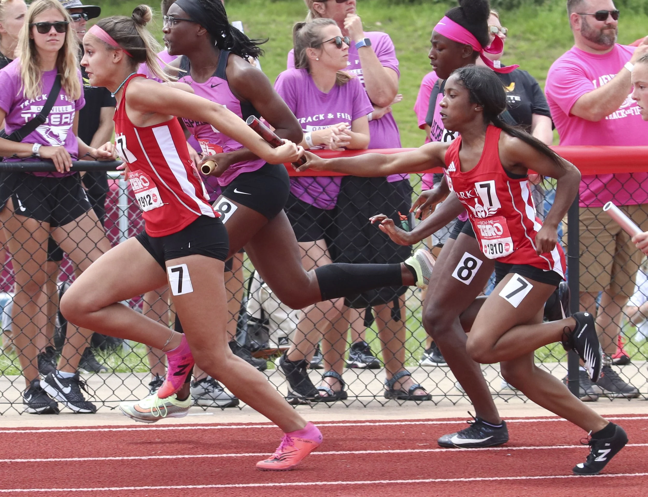 PH 4x100 handoff final_1.jpg