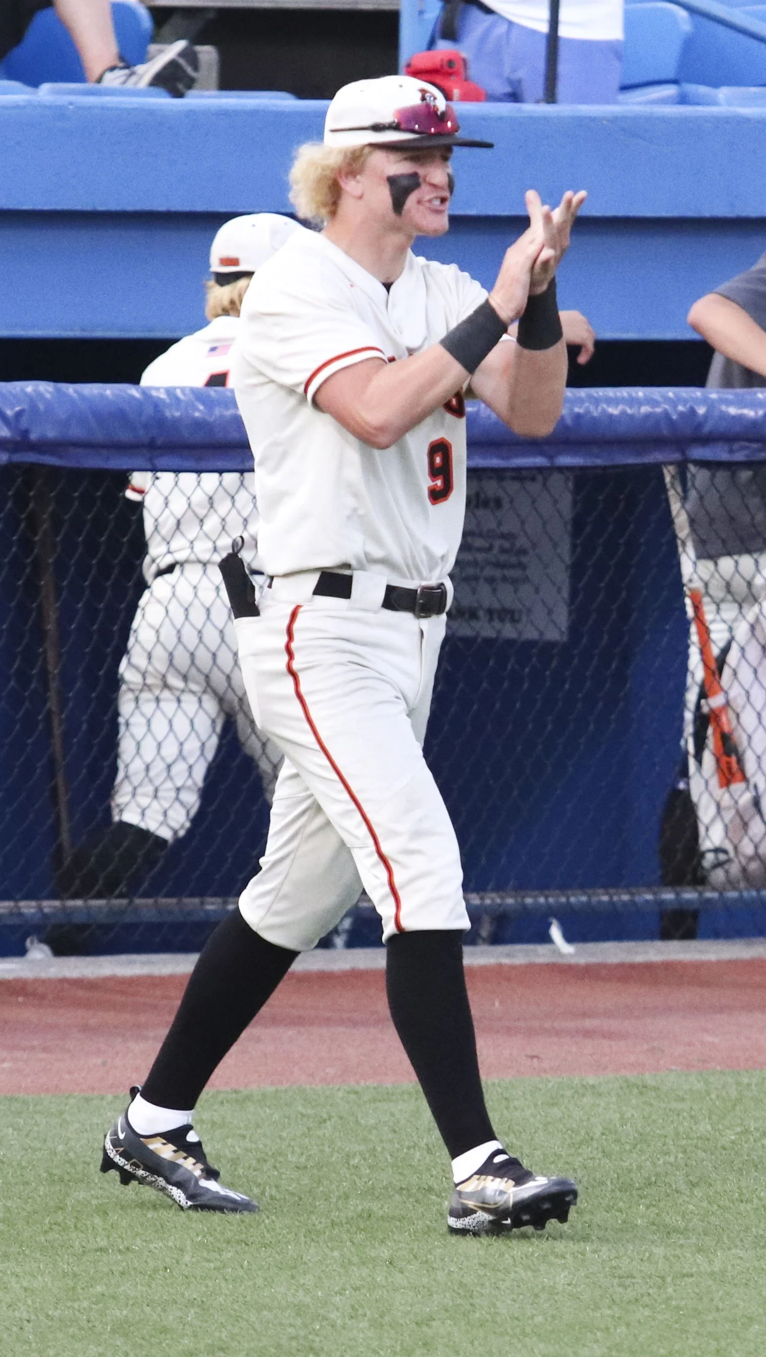 Dylan Zimmerman clap.jpg