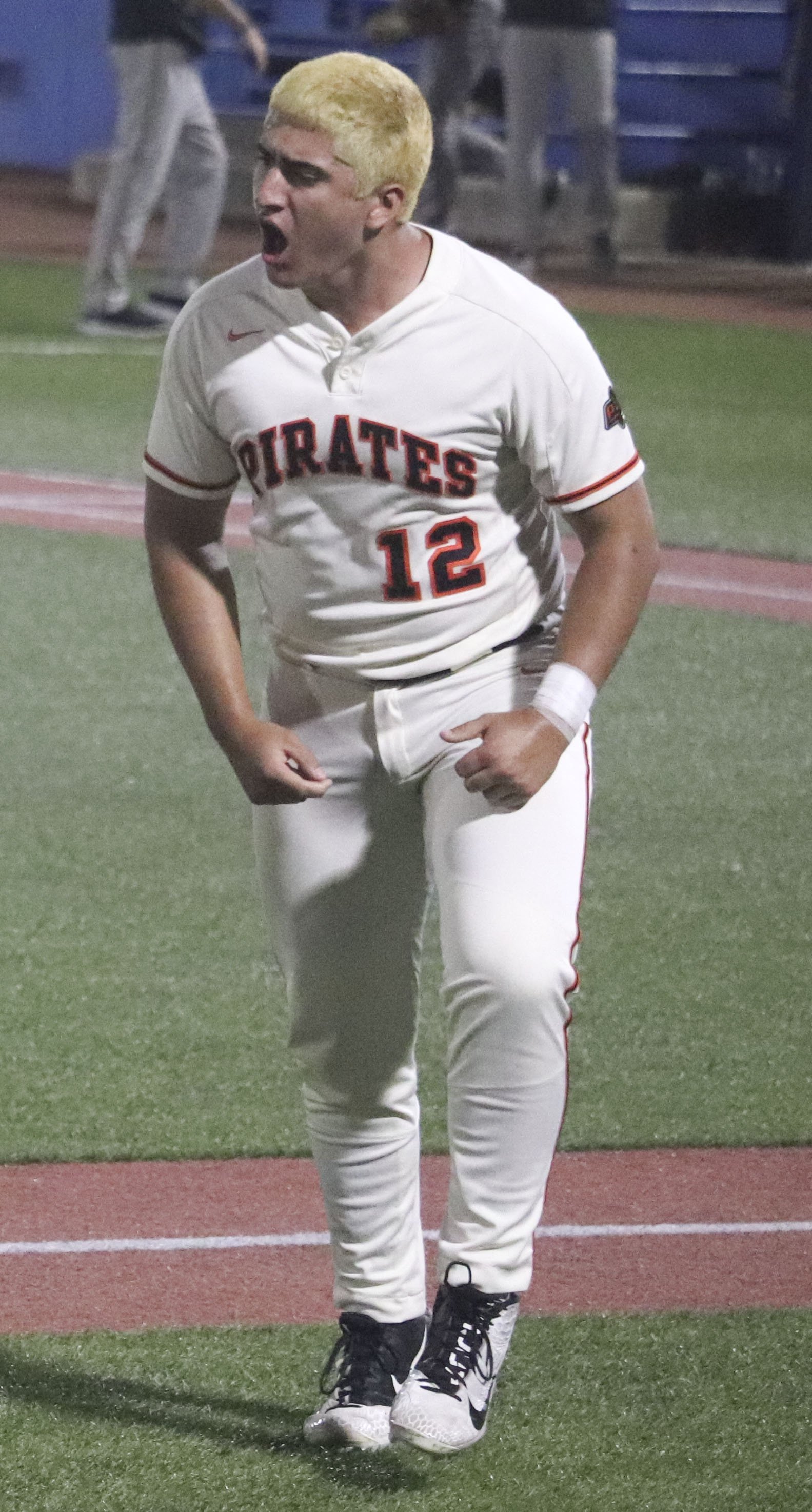 eli Nelson hair_2.jpg