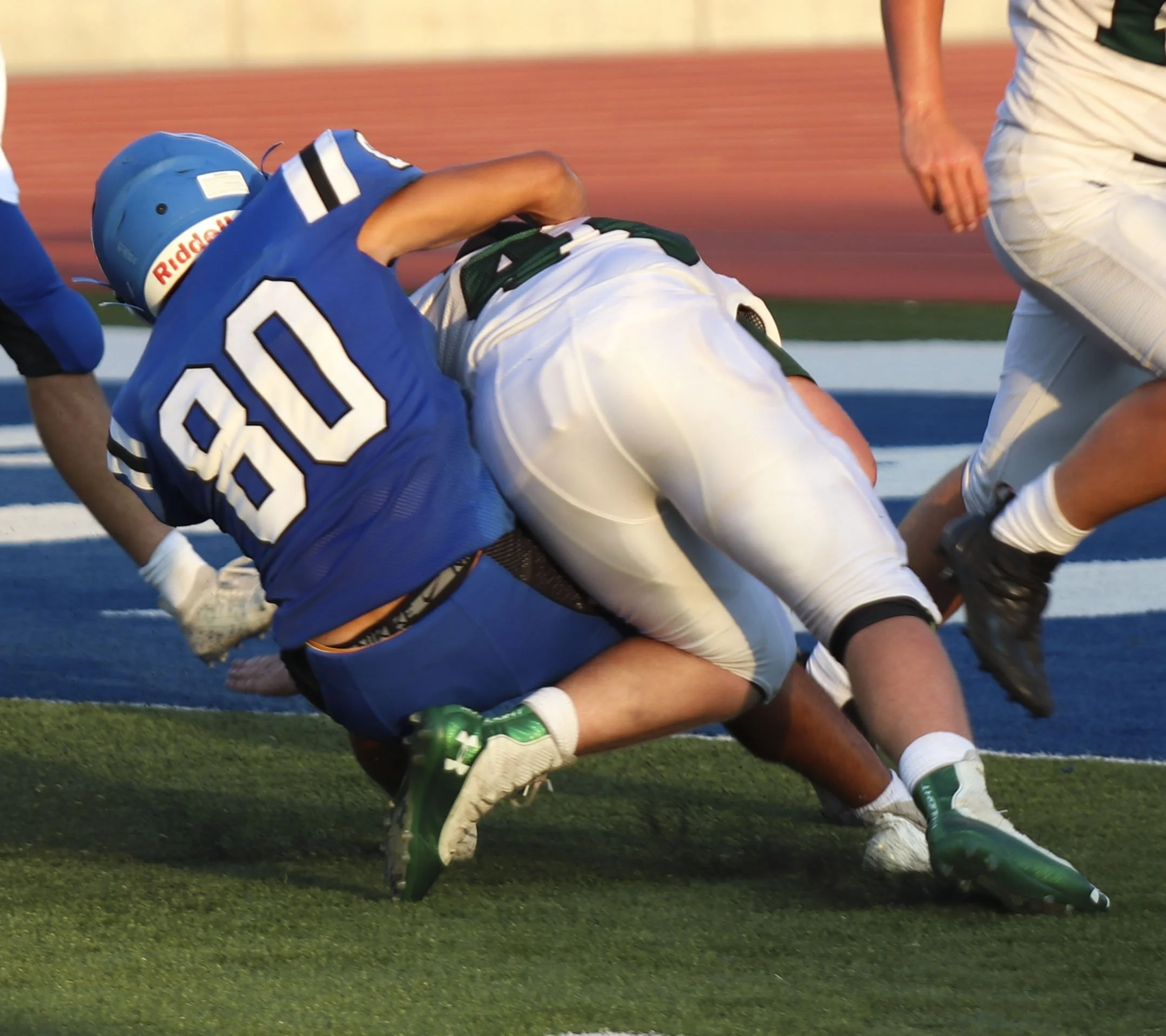 McClain tackle_1.jpg