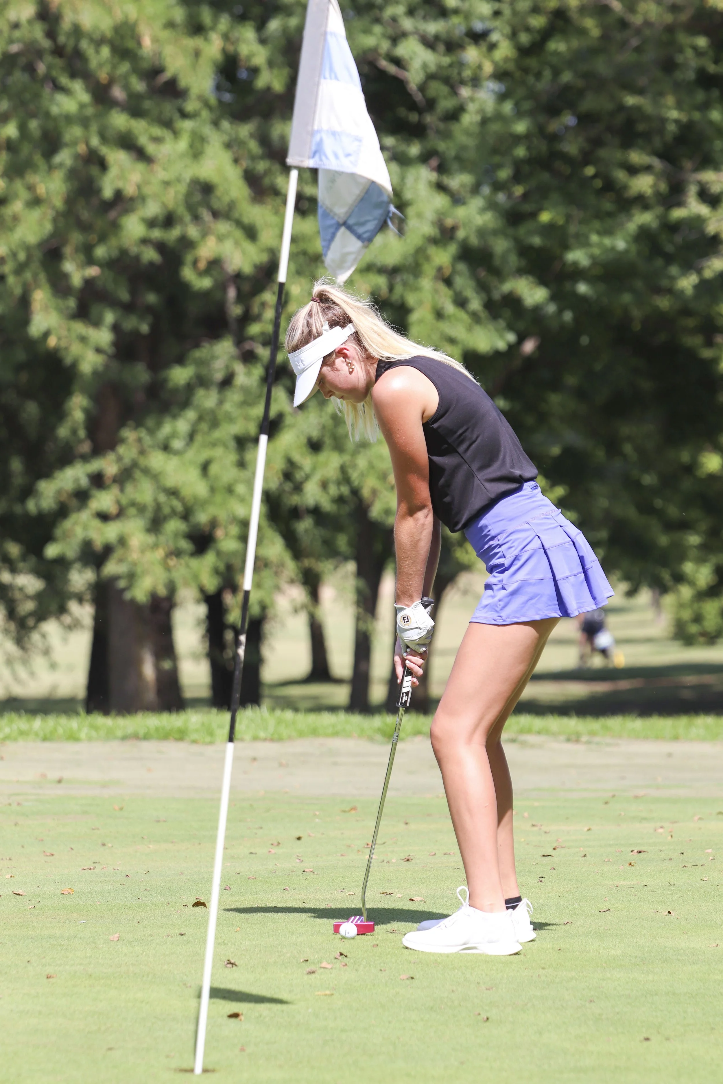 Natalie Dunway putt_6.jpg