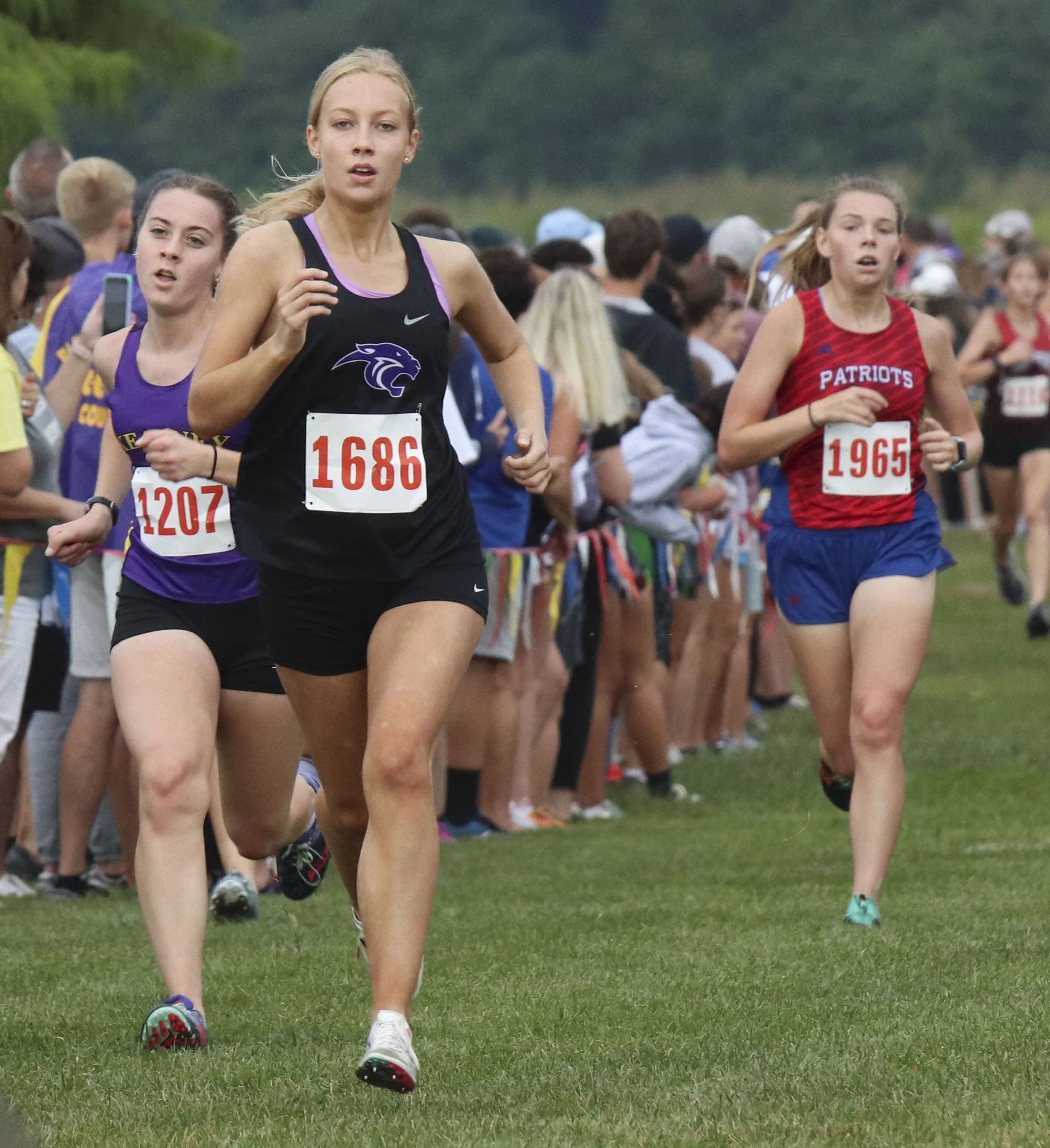 Lauren Bishard finish.jpg