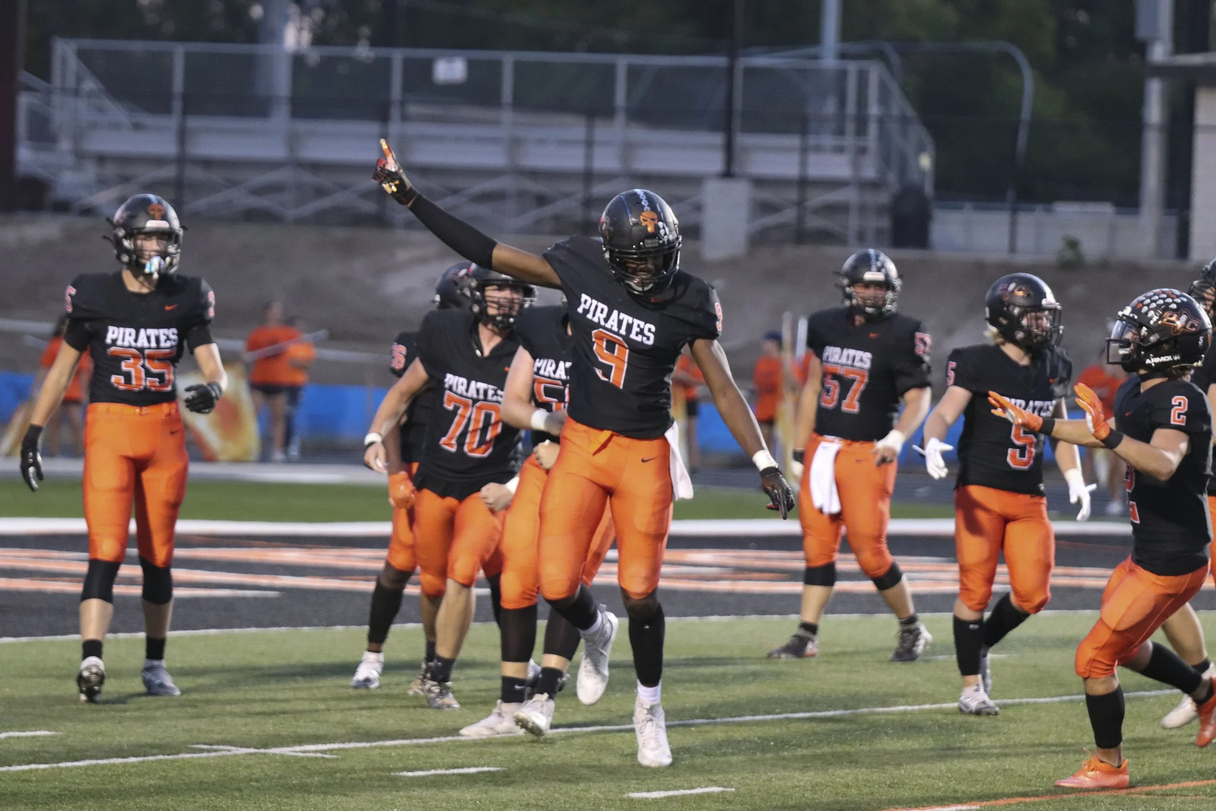 Chandavian Bradley td catch_5.jpg