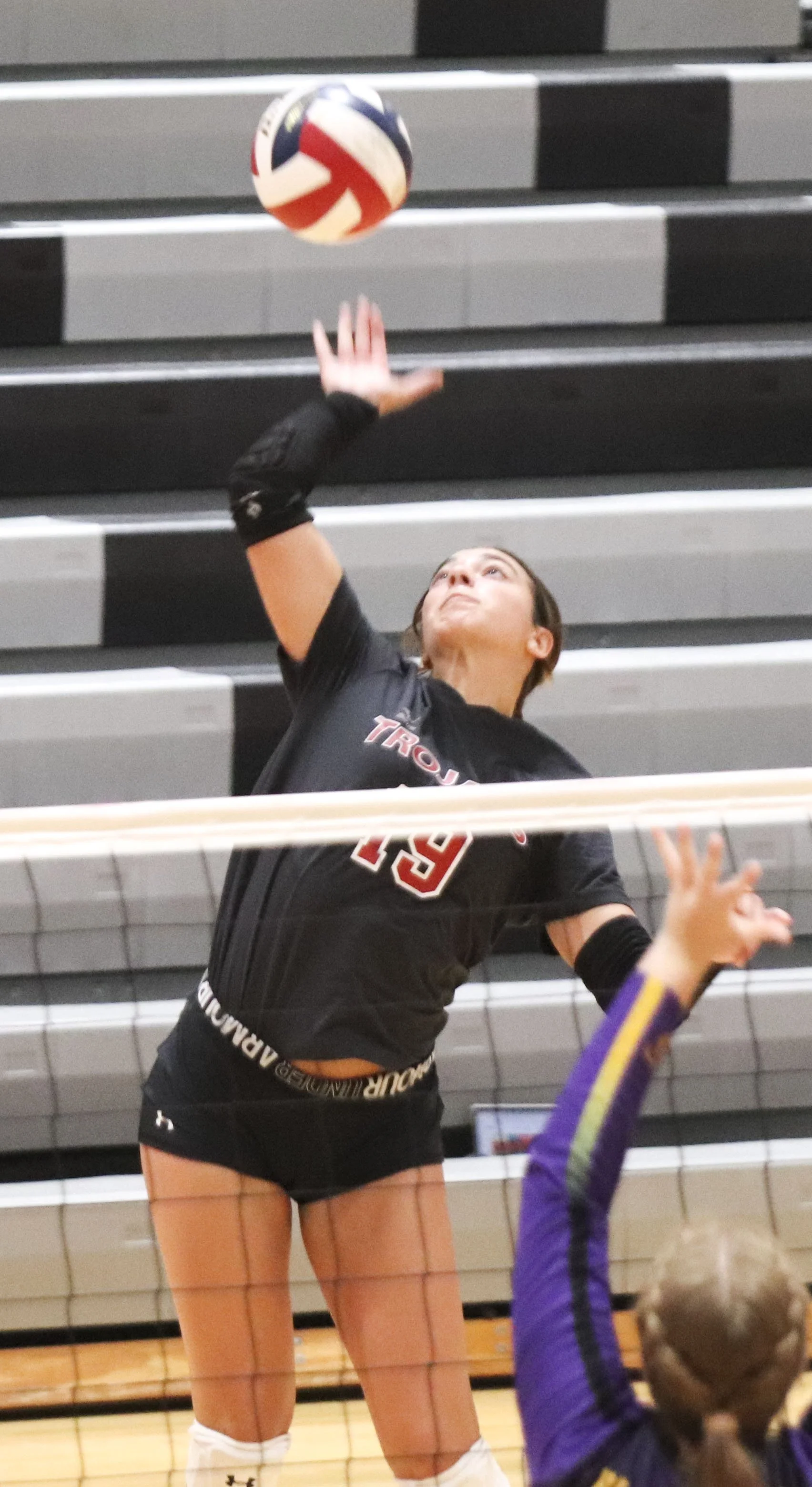 Shaye Koski spike.jpg