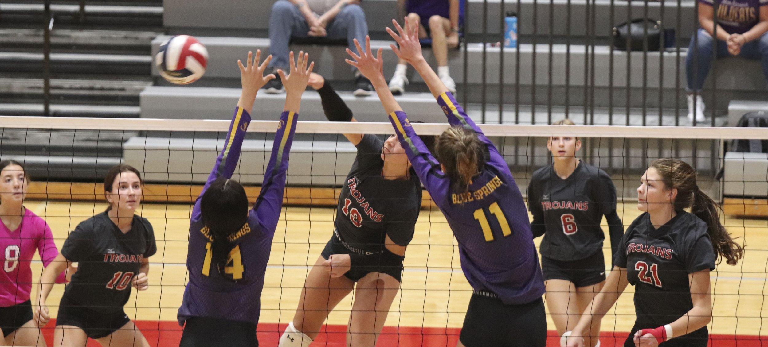 Shaye Koski spike_3.jpg
