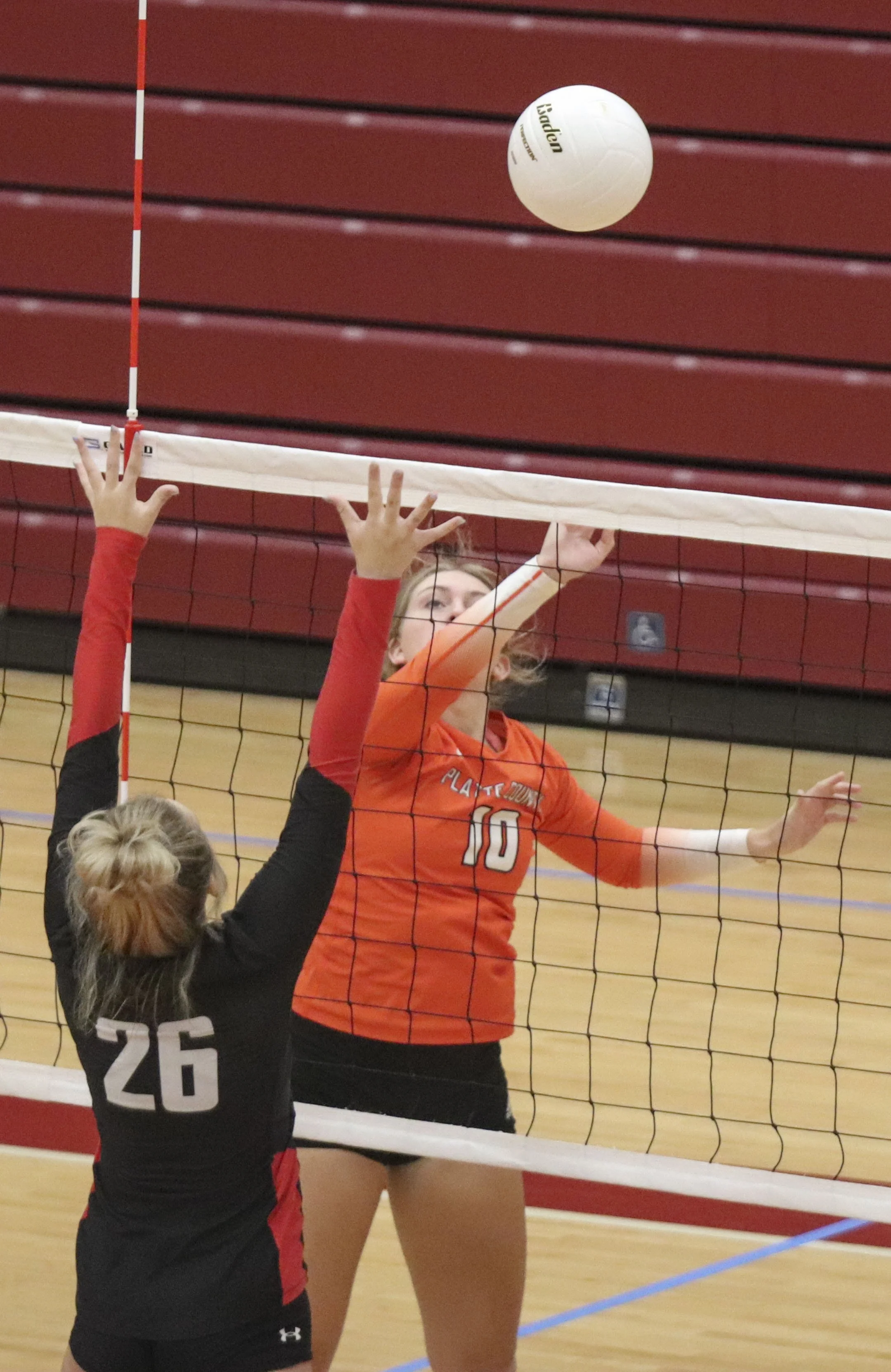 Karsyn Stehlik spike_1.jpg