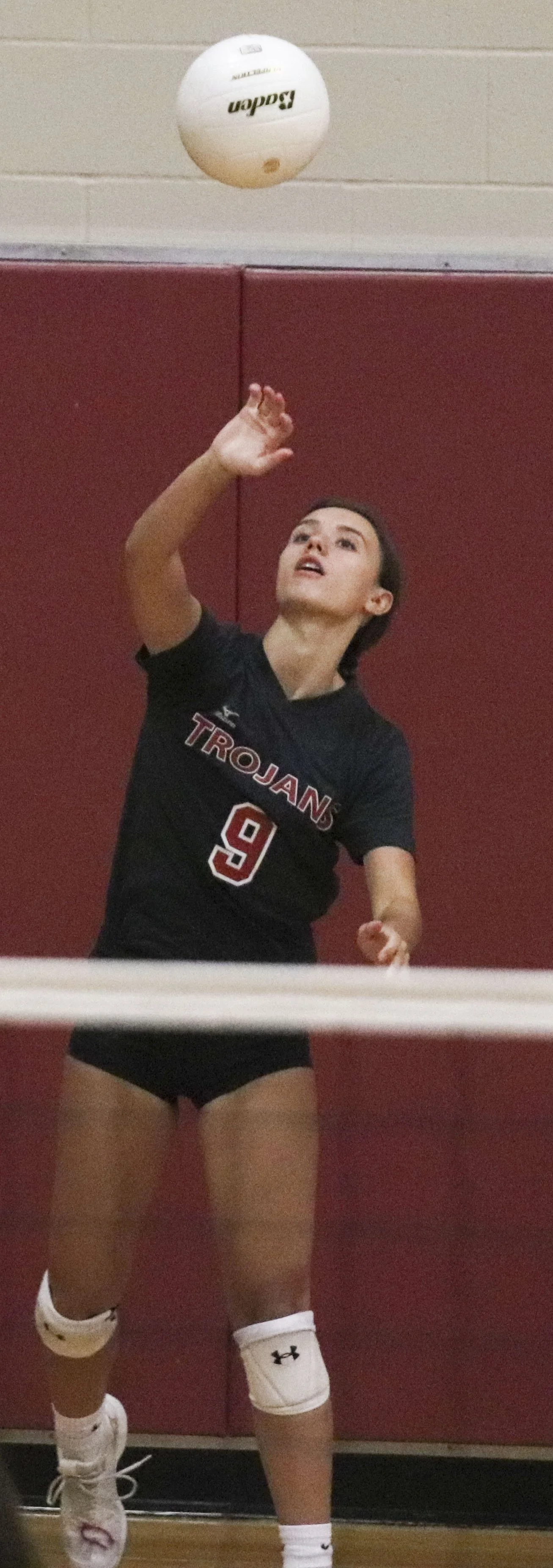 Reganne Reed serve_1.jpg