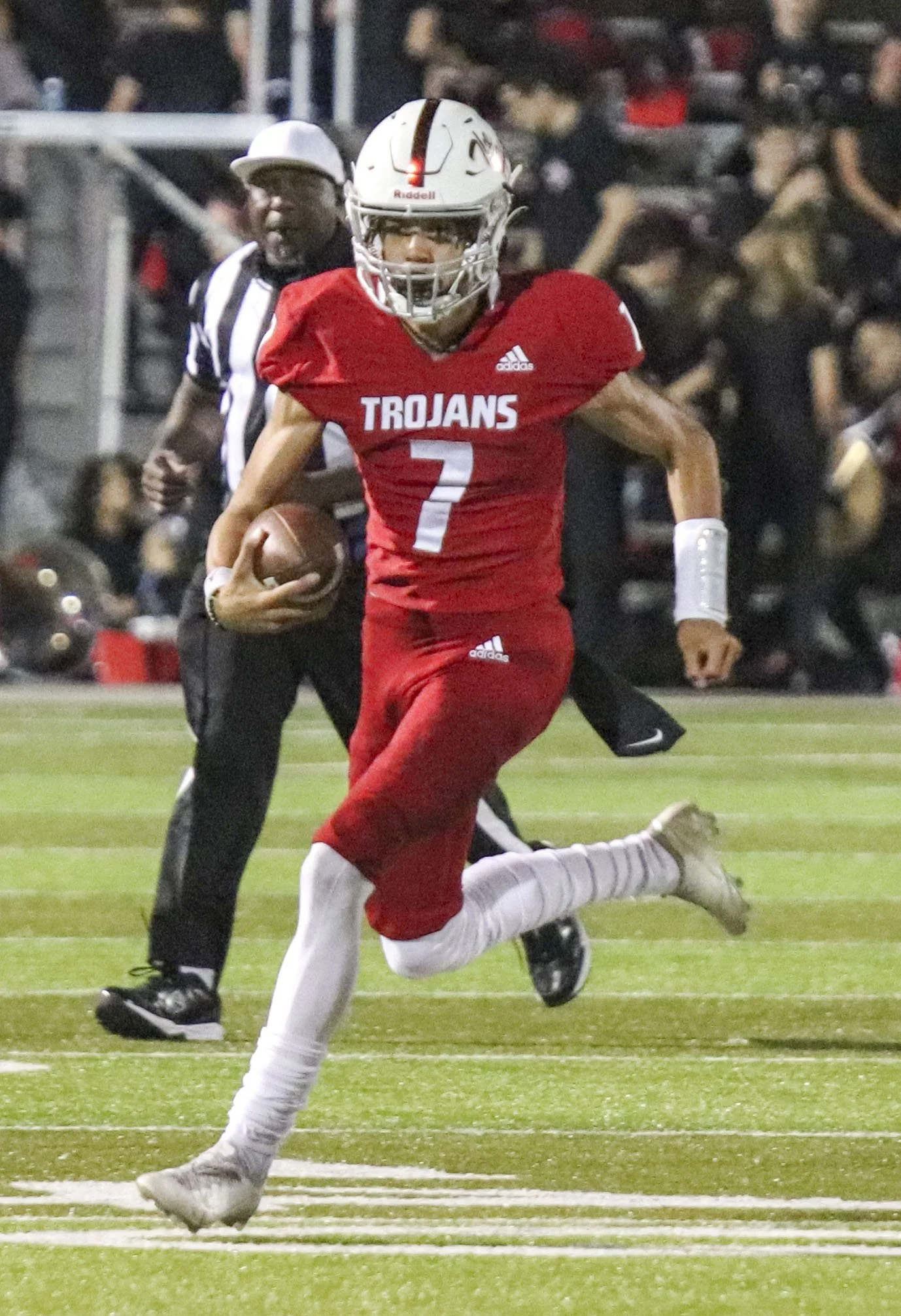 Kendrick Bell rush.jpg