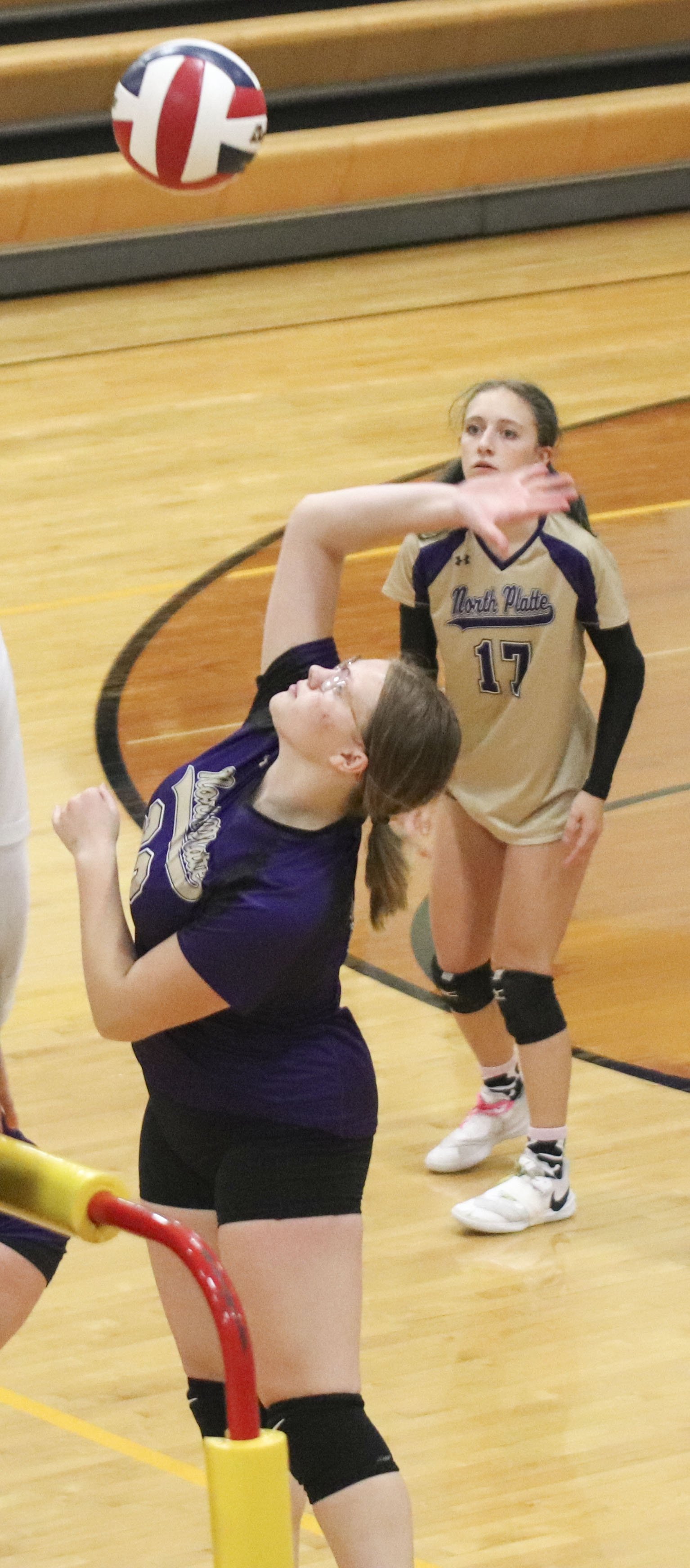 Kinsey Niedfeldt spike.jpg