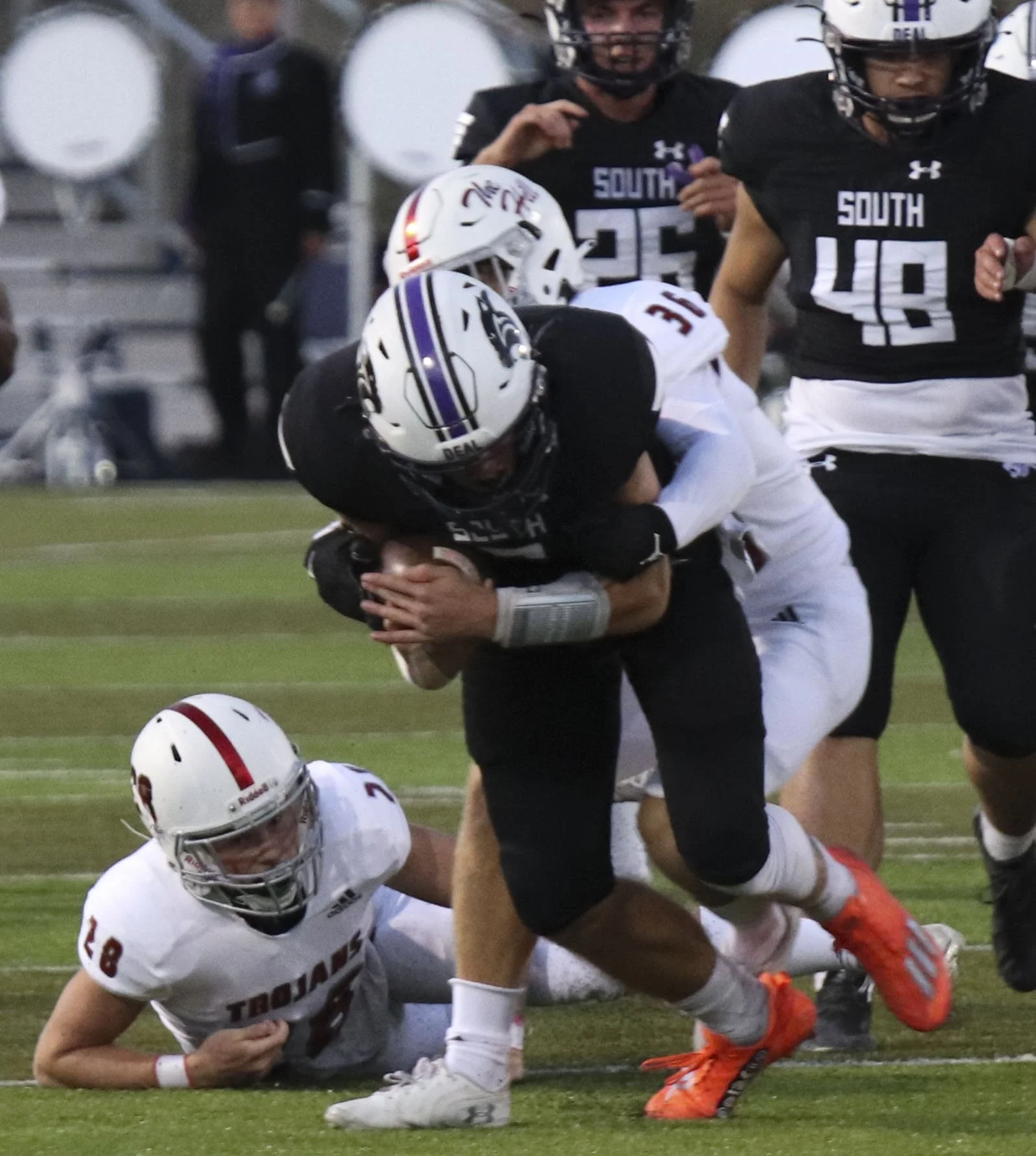 Briggs rush tackled by ethan vande van.jpg