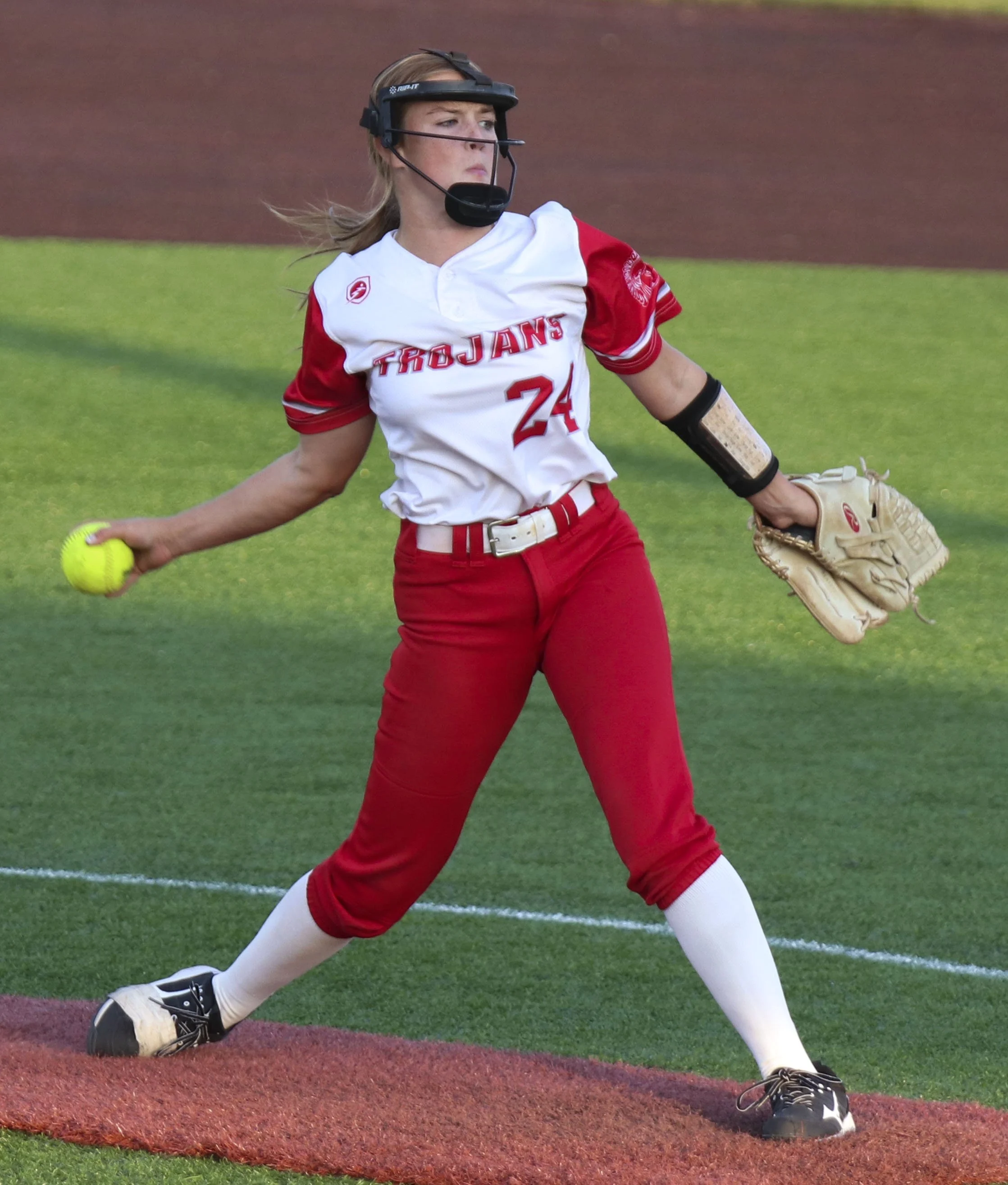 Brooklynn pitch_1.jpg