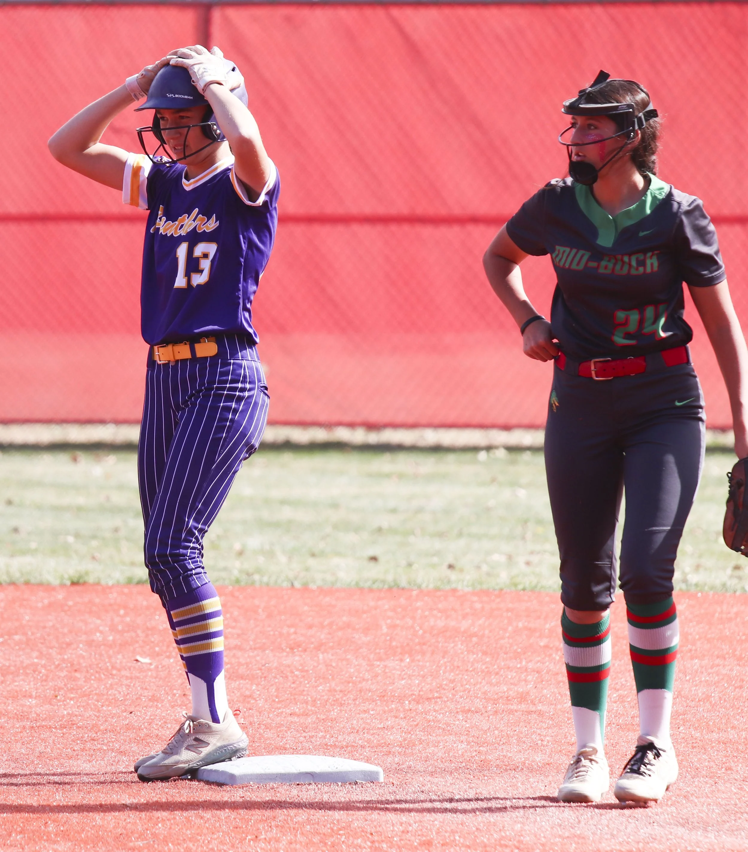 Kenedie Summers second base.jpg