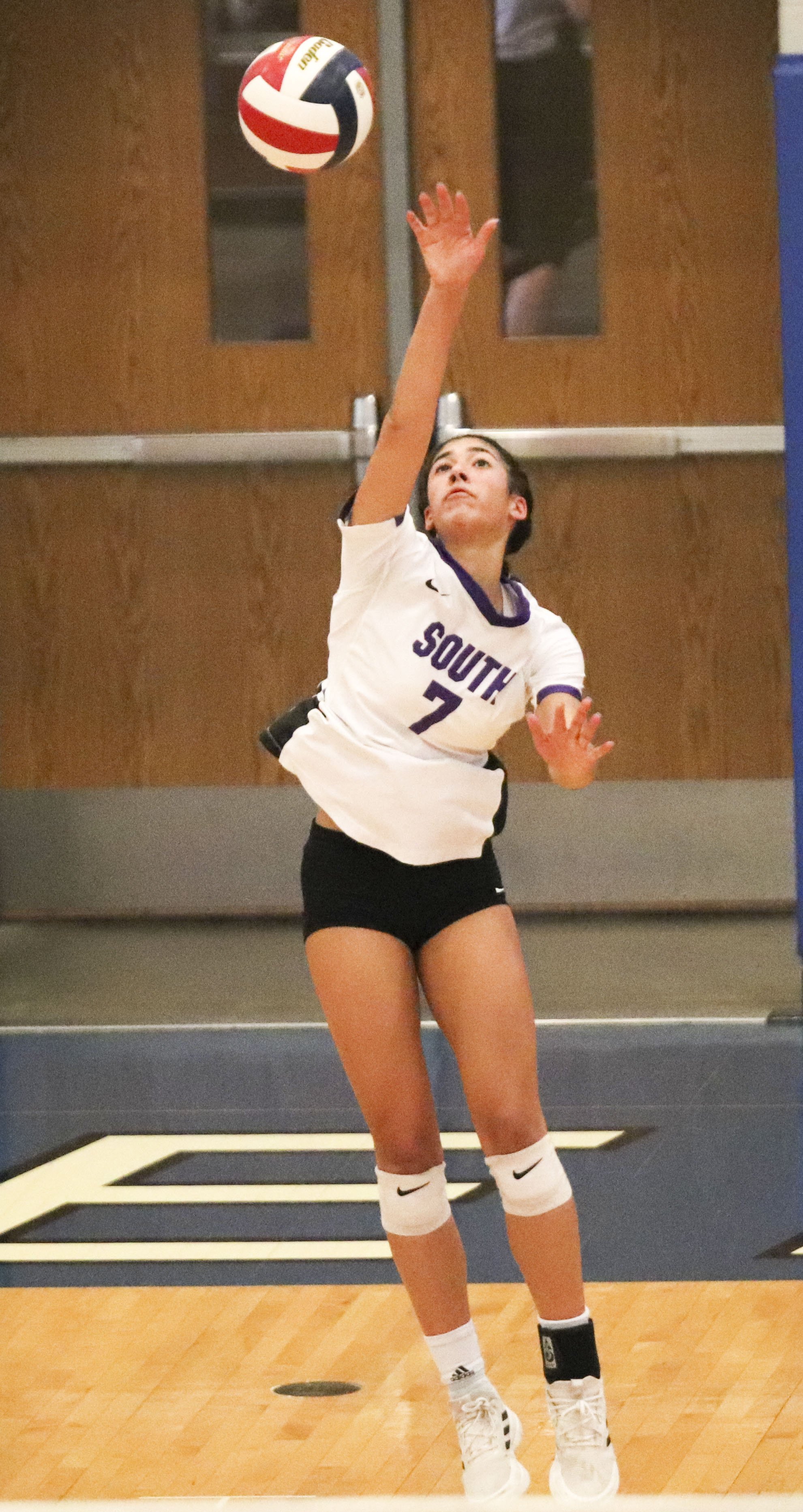7 serve.jpg