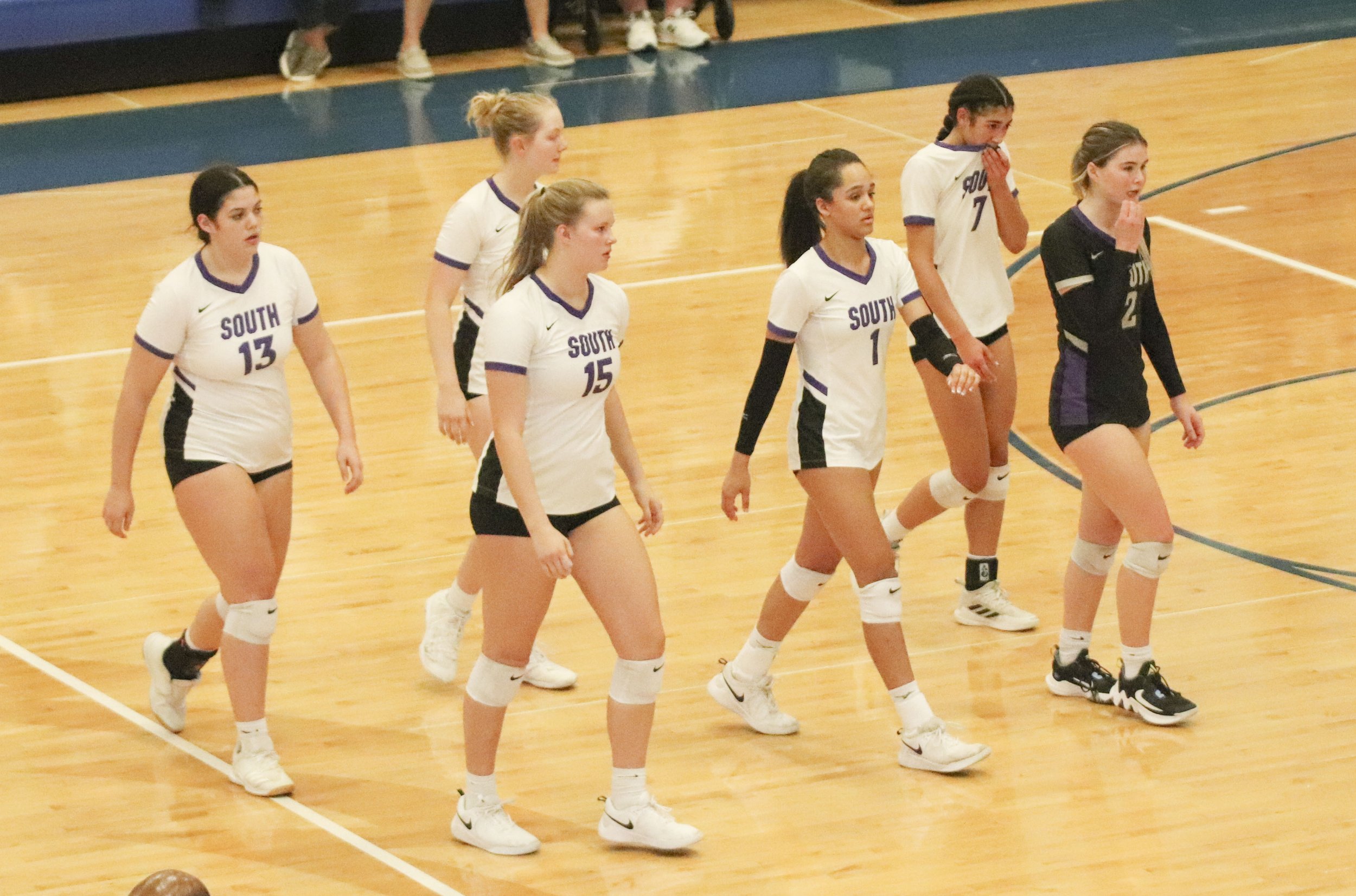 walking off after losing set 2.jpg