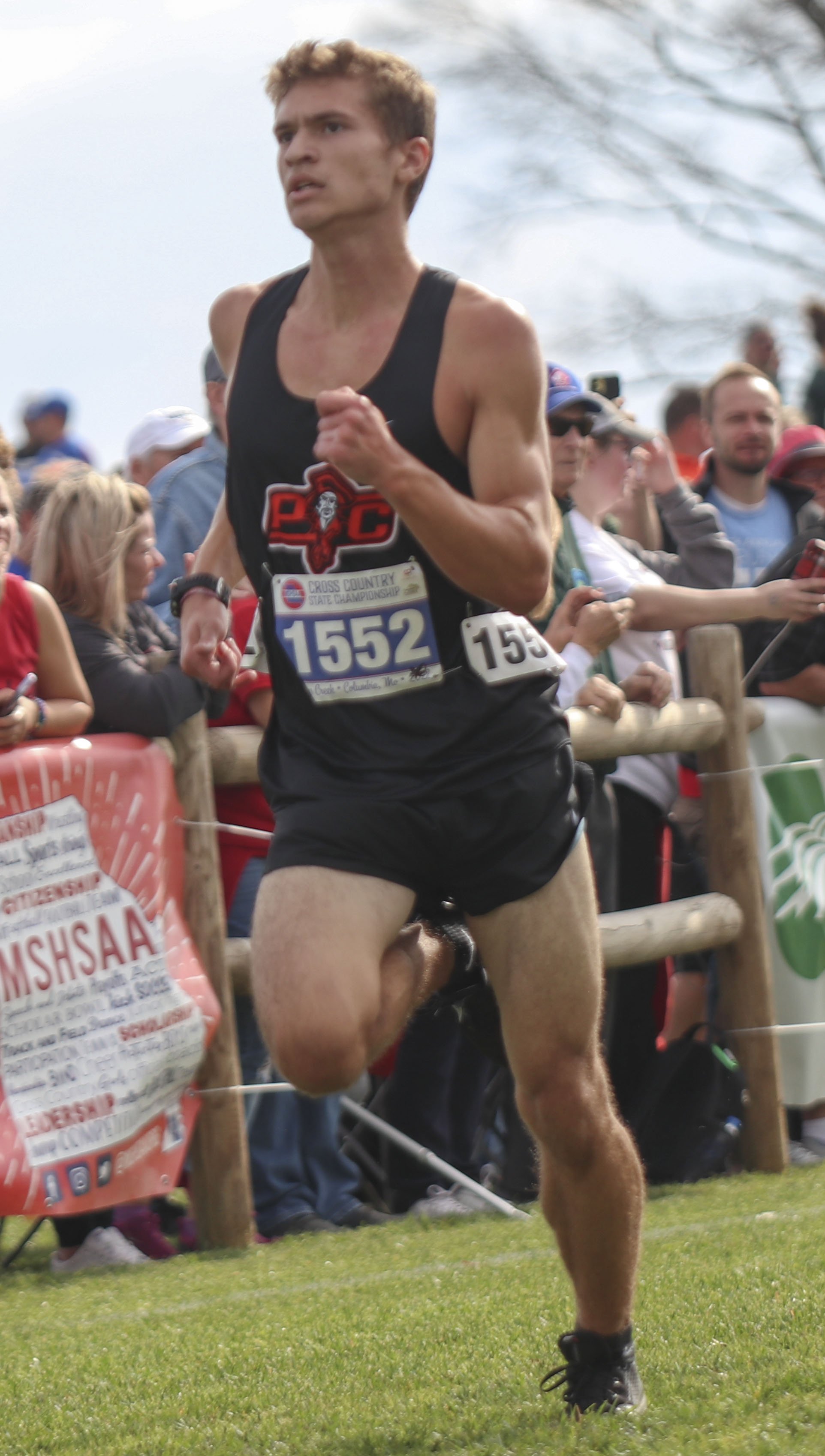 Boys 3rd finish.jpg