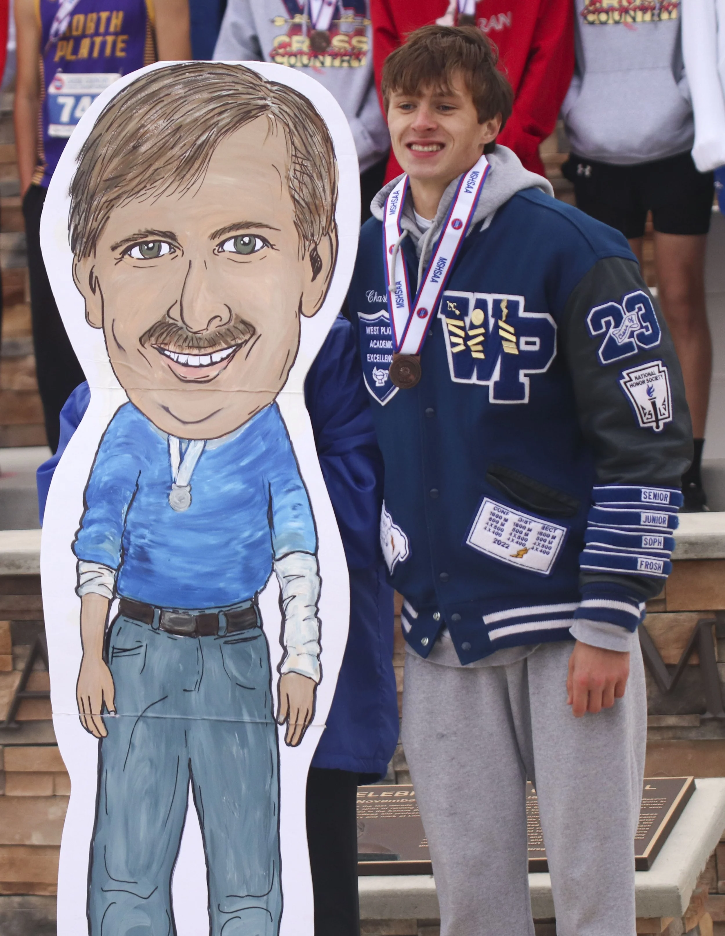 Charlie Kinslow - Mike cutout.jpg
