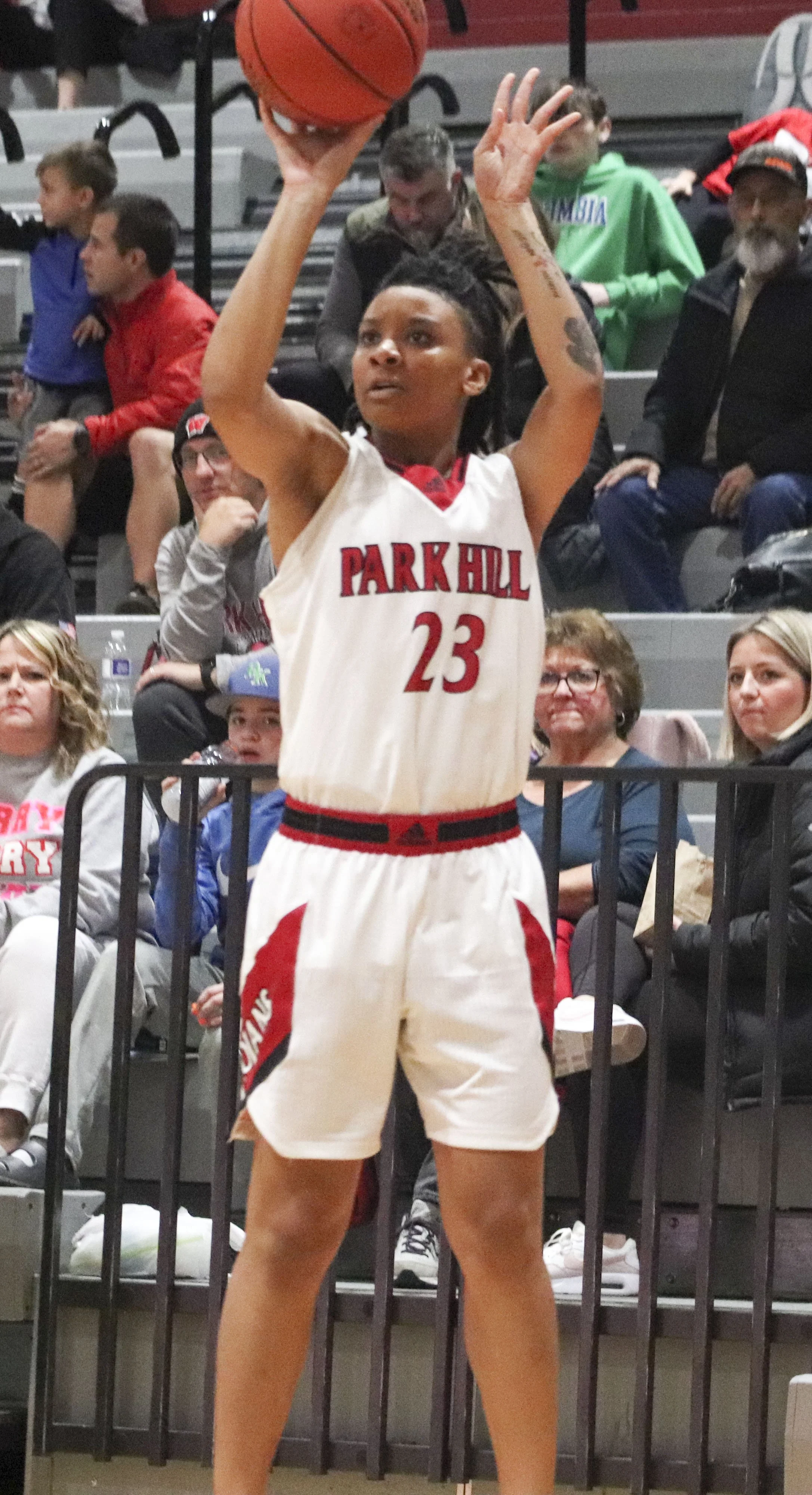 Lauren Bogle 3.jpg