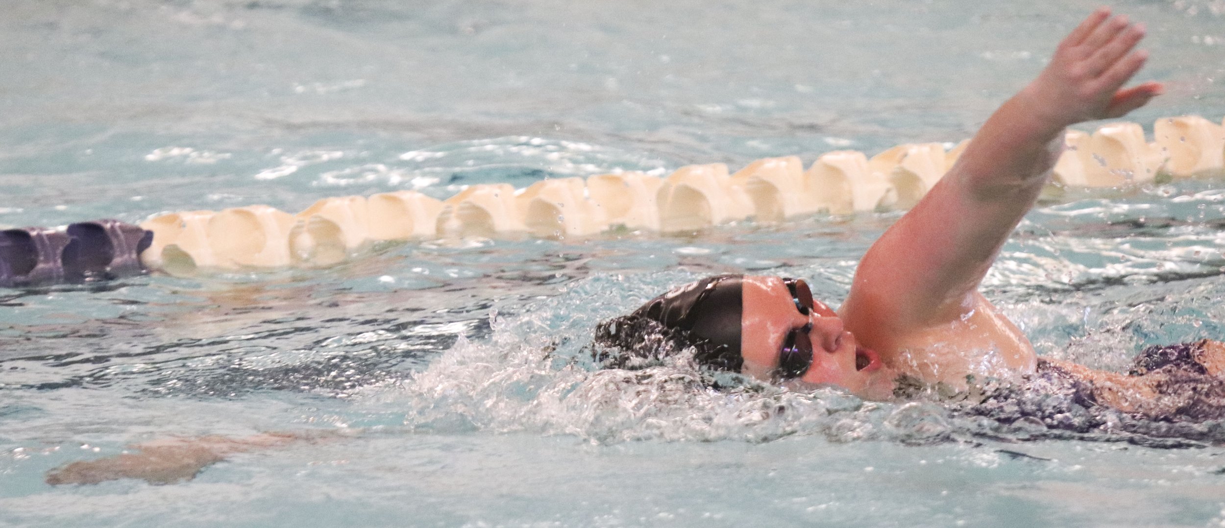 200 YARD FREE - PHS Brilei WilkensAnni Vesfeld.jpg
