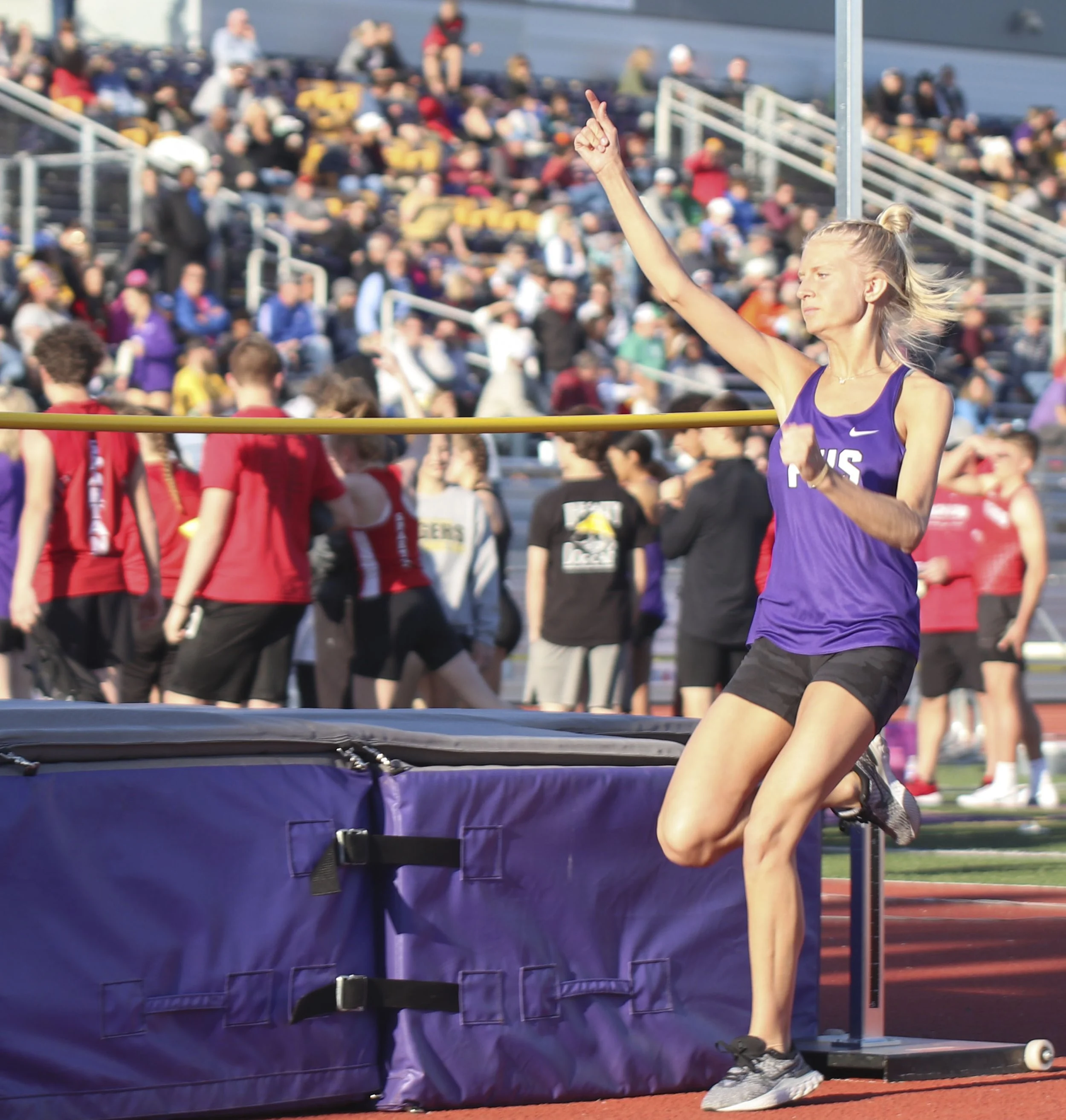 Katelyn Kramer high jump.jpg