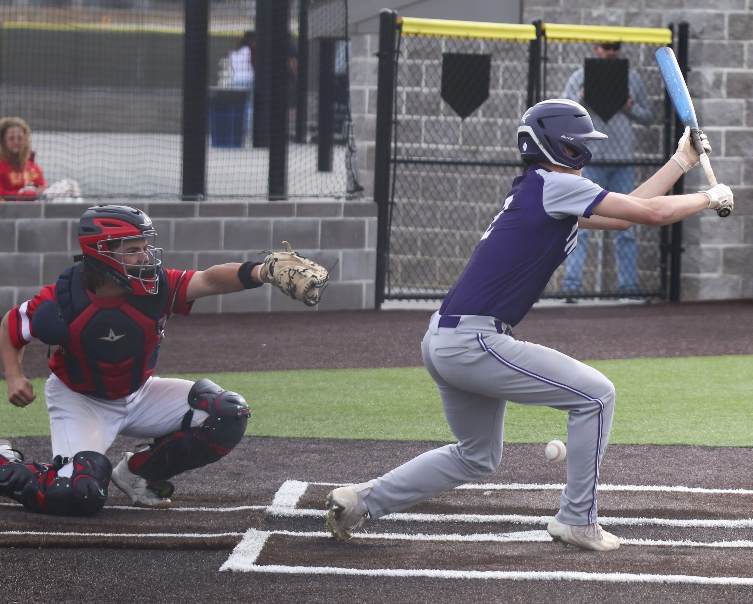 jaxson Carpernter bunt.jpg