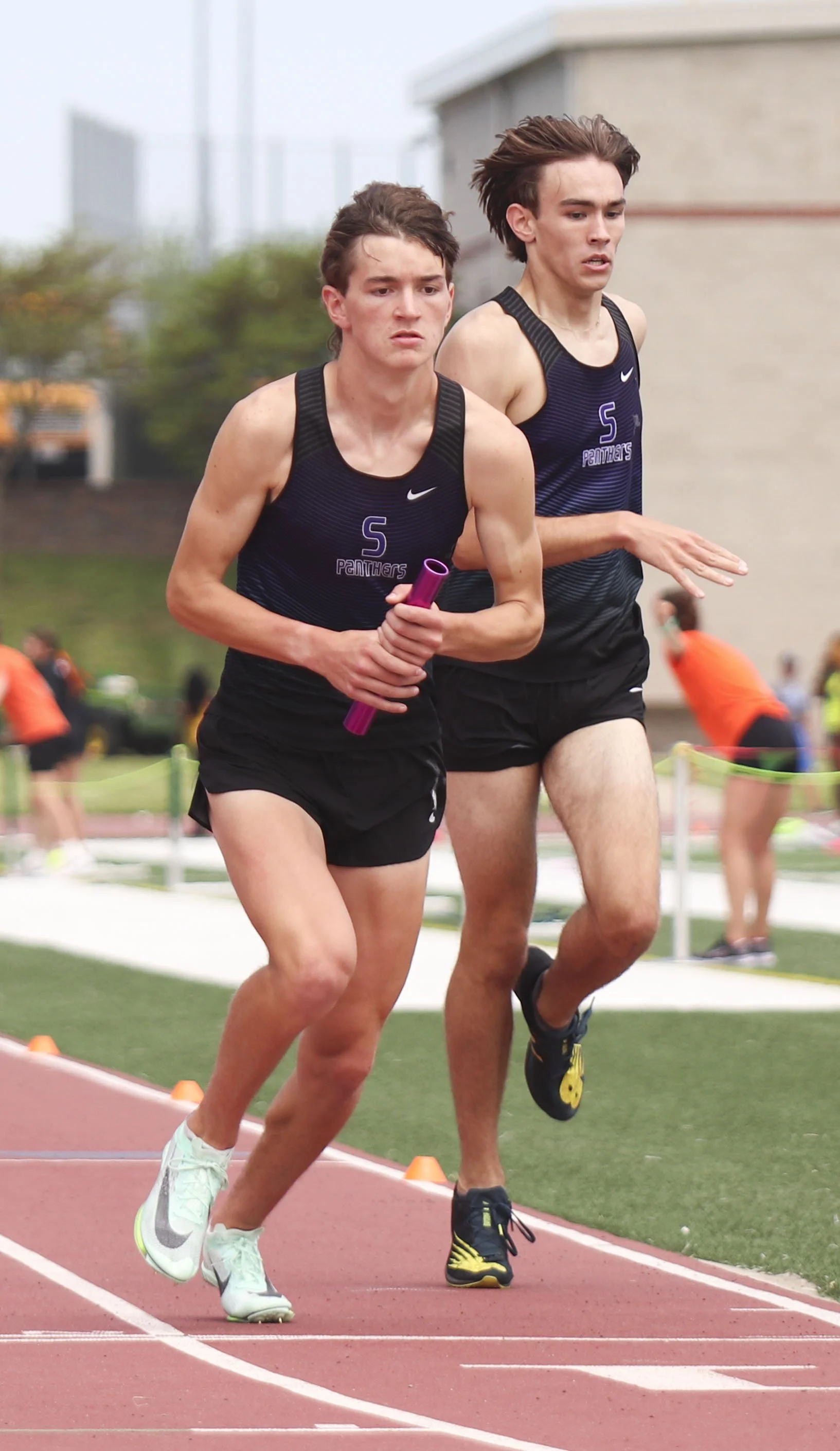 Boys 4x800 second leg to 3rd PHS_1.jpg