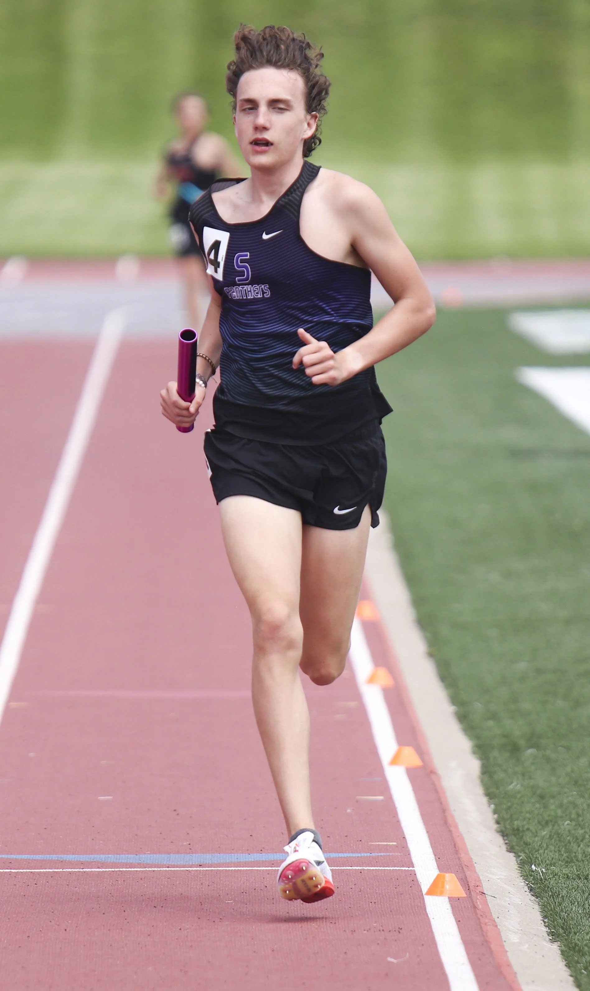 Boys 4x800 Thomas Garrett_1.jpg