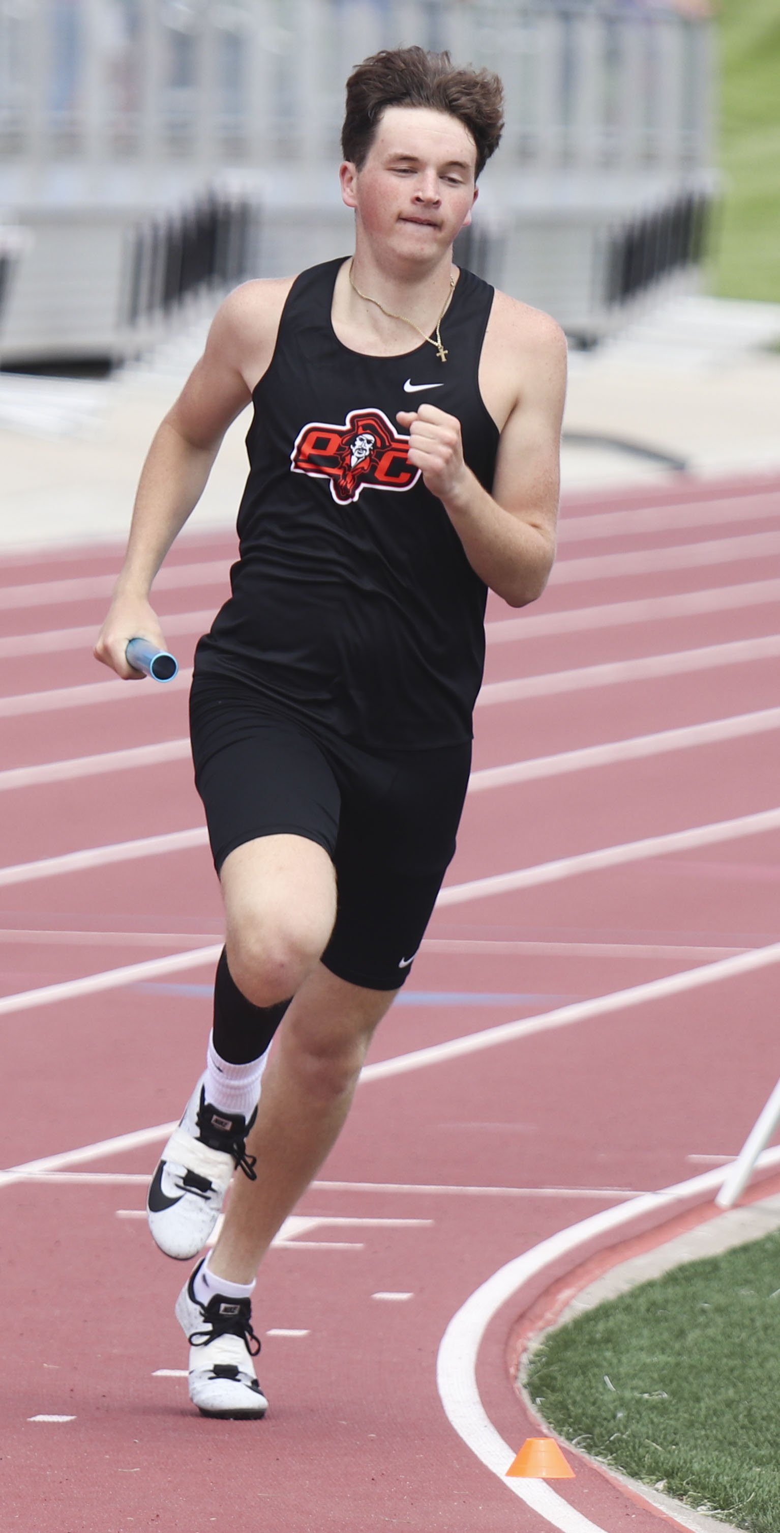 Boys 4x800b 3rd PC.jpg
