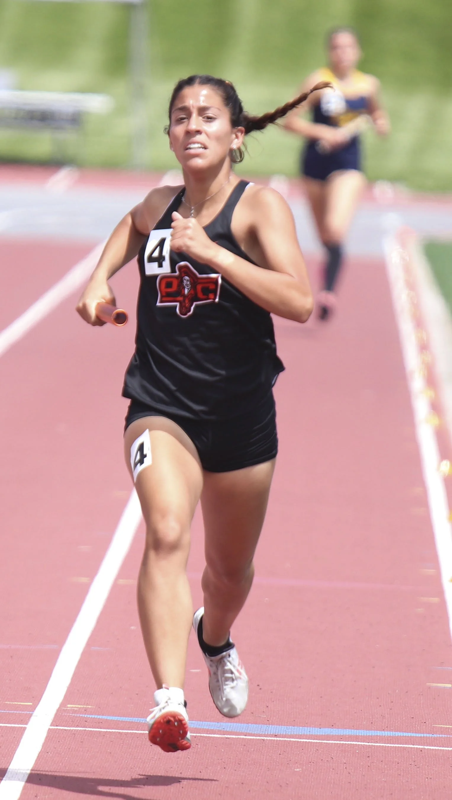 Girls 4x800 Carmen_1.jpg