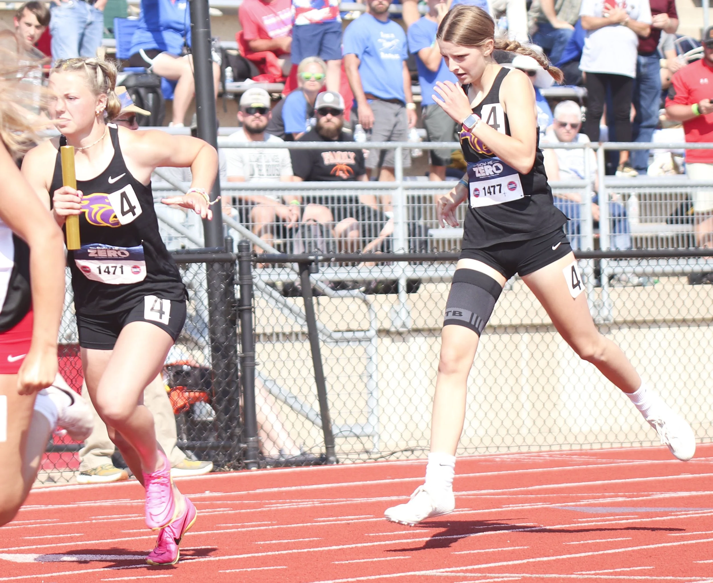 4x400 Graci Williams to Ramsey.jpg