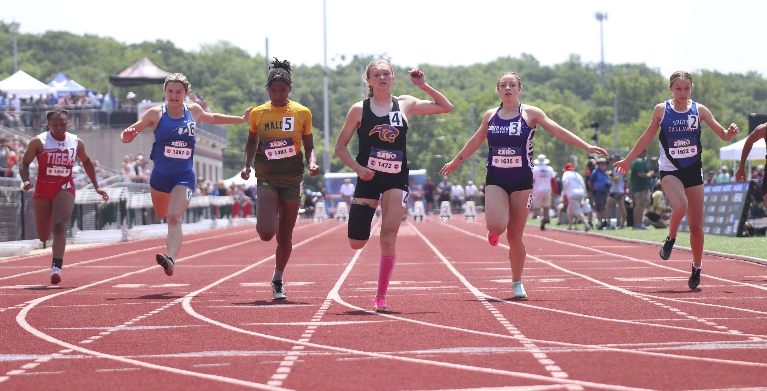Olivia Rogers 100 finish_1.jpg