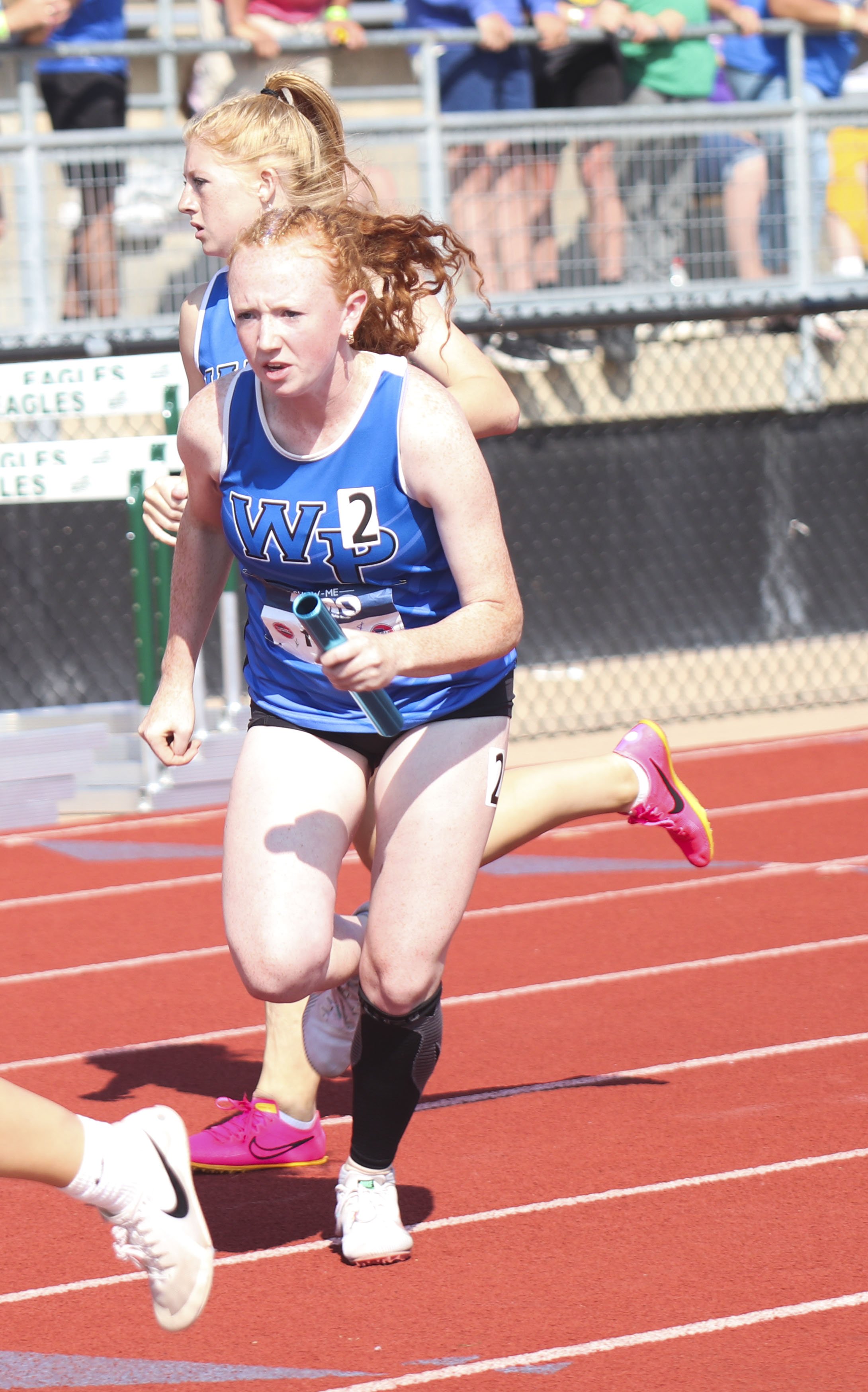 4x400 - Holmes to Grier_1.jpg