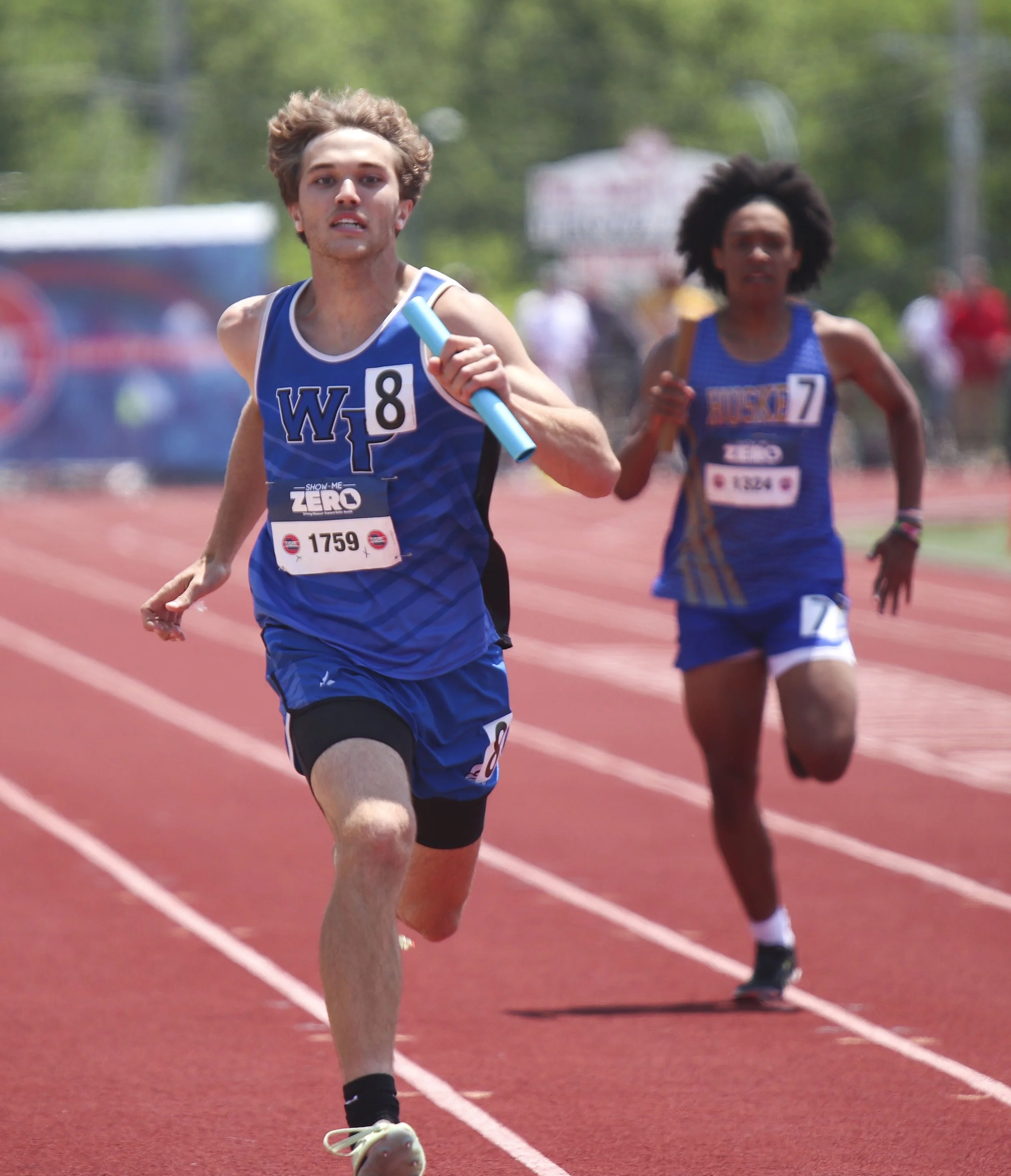boys 4x200 - Hill Augie Finish_1.jpg